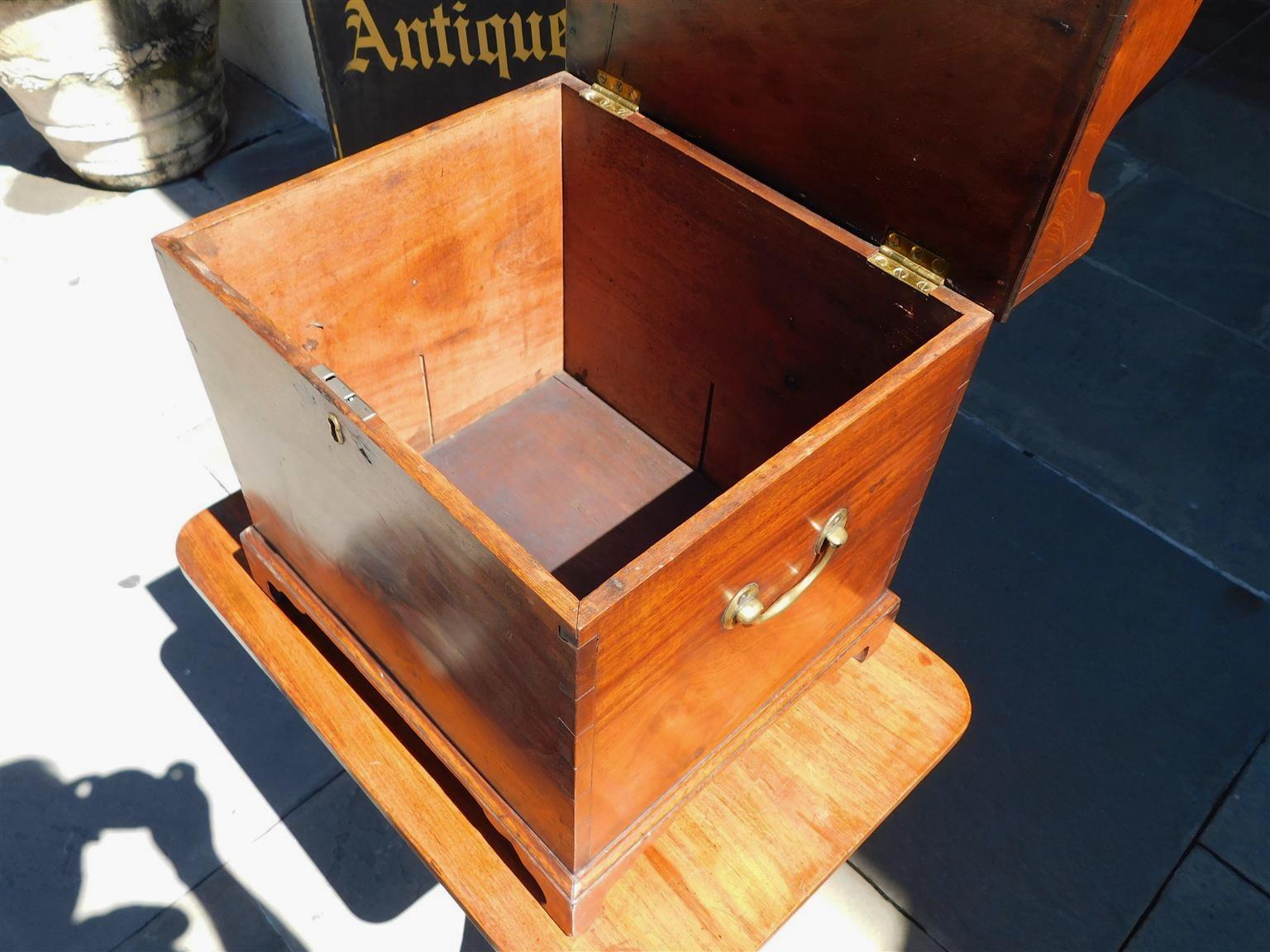 English Chippendale Mahogany Cellarette with Original Bracket Feet, Circa 1780 4