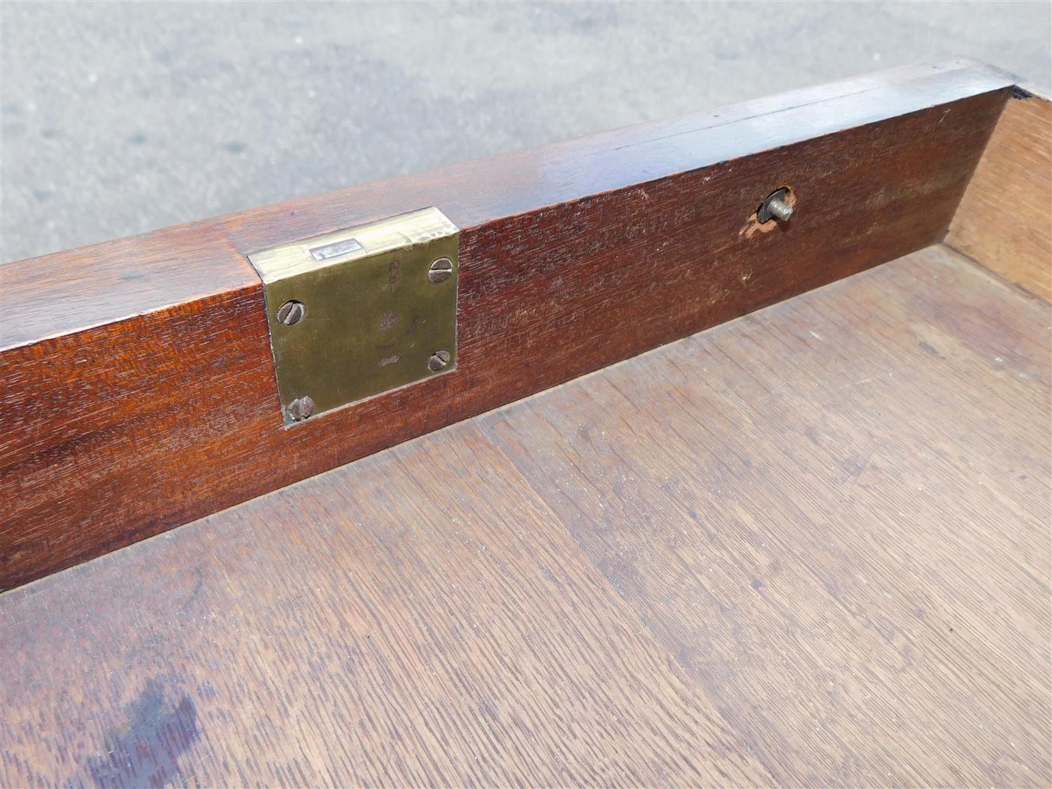 Late 18th Century English Chippendale Mahogany Drop Leaf Pembroke Table w/ Barrel Casters, C. 1770 For Sale