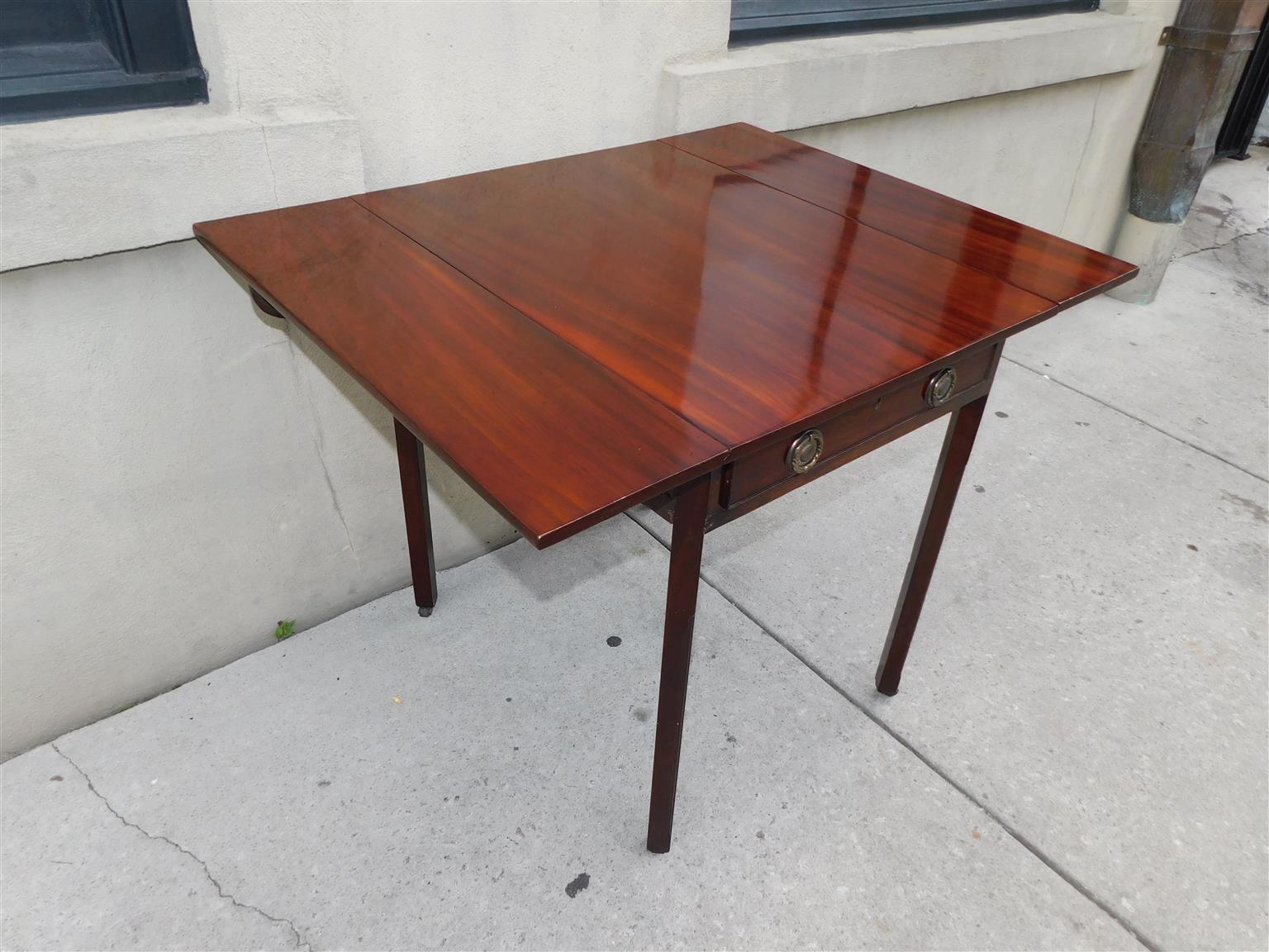 Brass English Chippendale Mahogany Drop Leaf Pembroke Table w/ Barrel Casters, C. 1770 For Sale