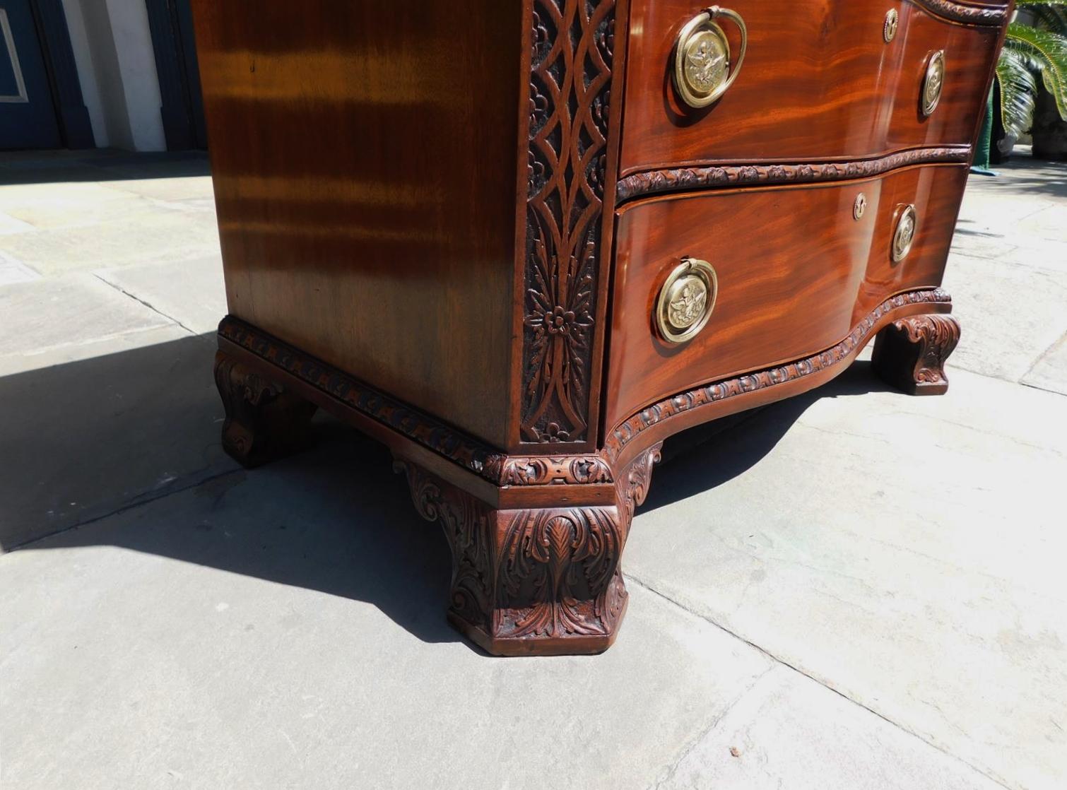 English Chippendale Mahogany Serpentine Chest with Orig Cherub Brasses, C. 1760 For Sale 1