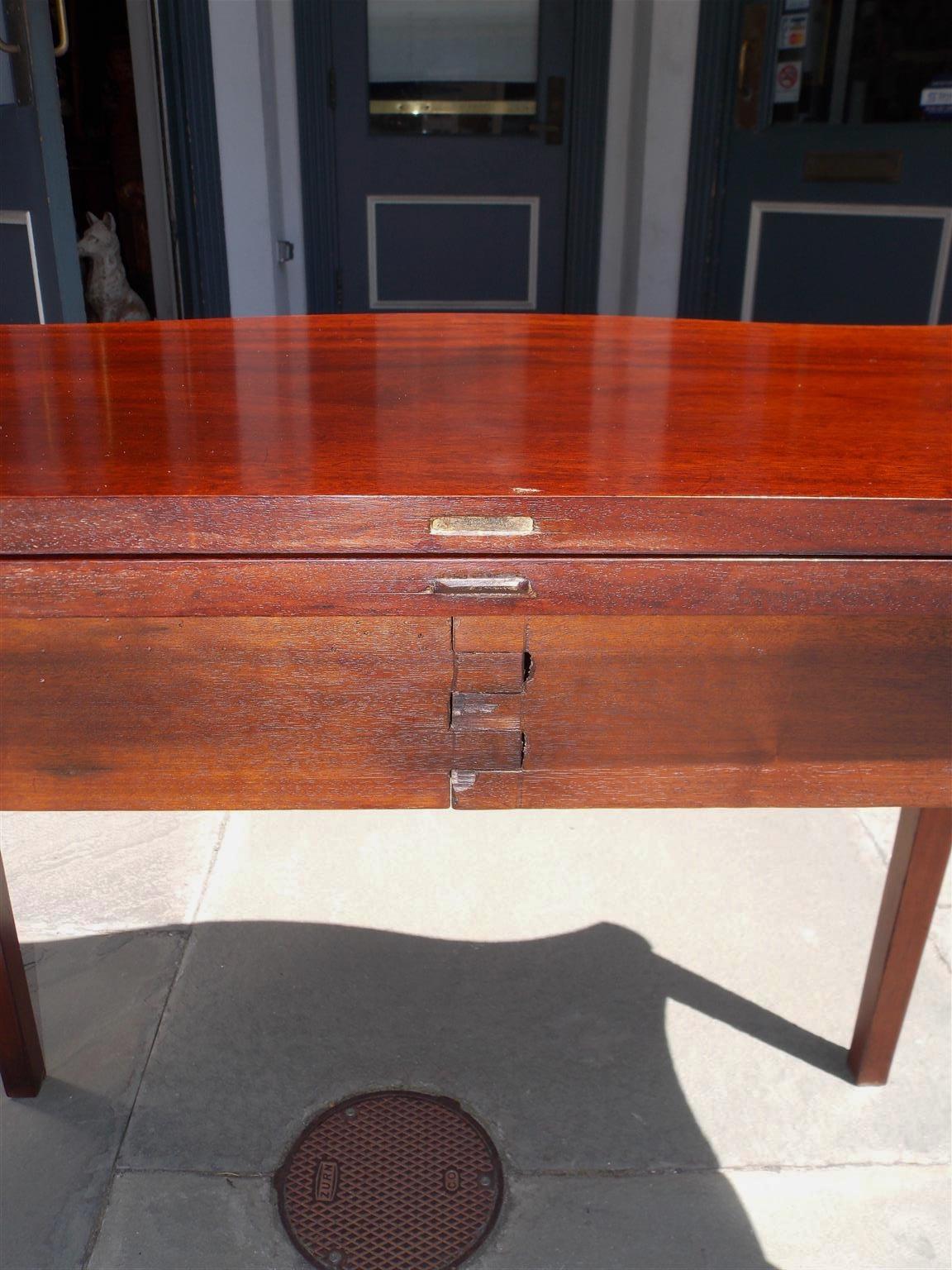 English Chippendale Mahogany Serpentine Hinged One Drawer Game Table, Circa 1760 For Sale 6