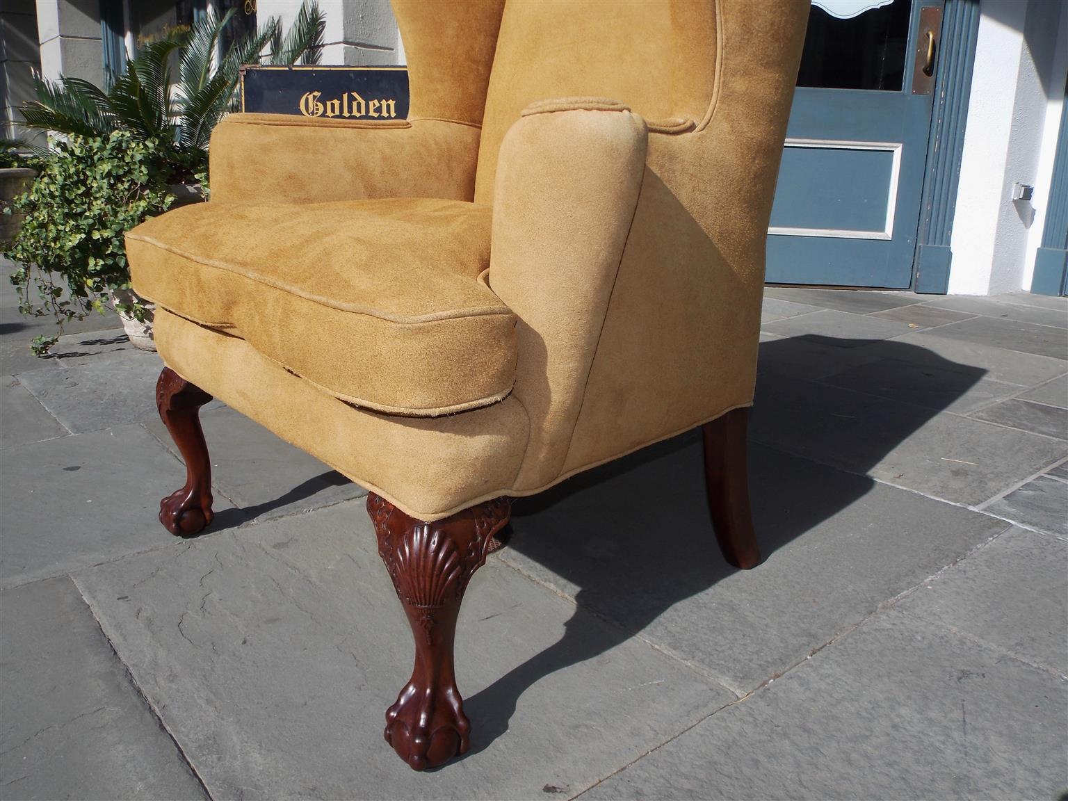 English Chippendale Mahogany Upholstered Ball & Claw Wing Back Chair, Circa 1780 In Excellent Condition For Sale In Hollywood, SC