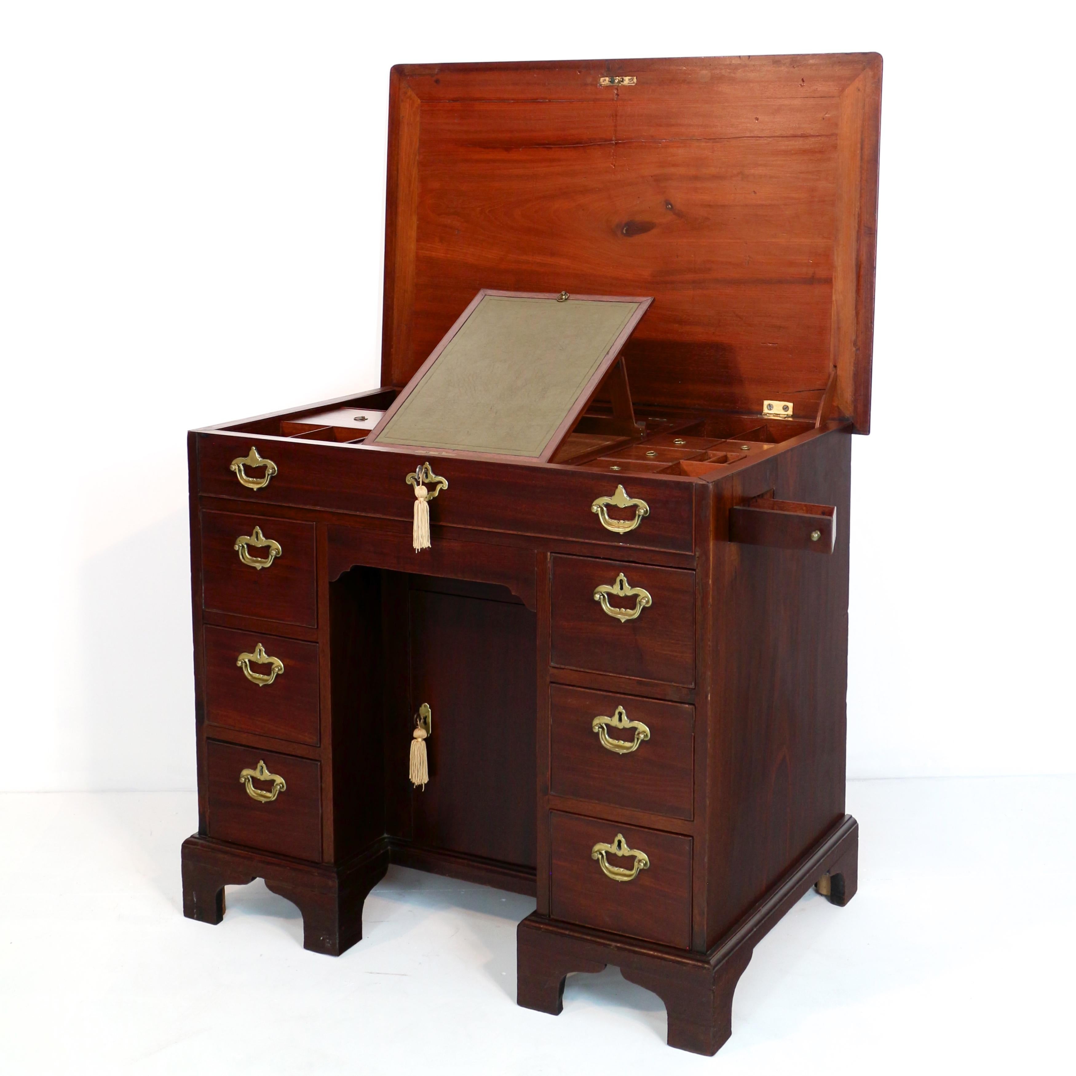 18th Century English Chippendale Period George II Red Walnut Kneehole Desk Dressing Table For Sale