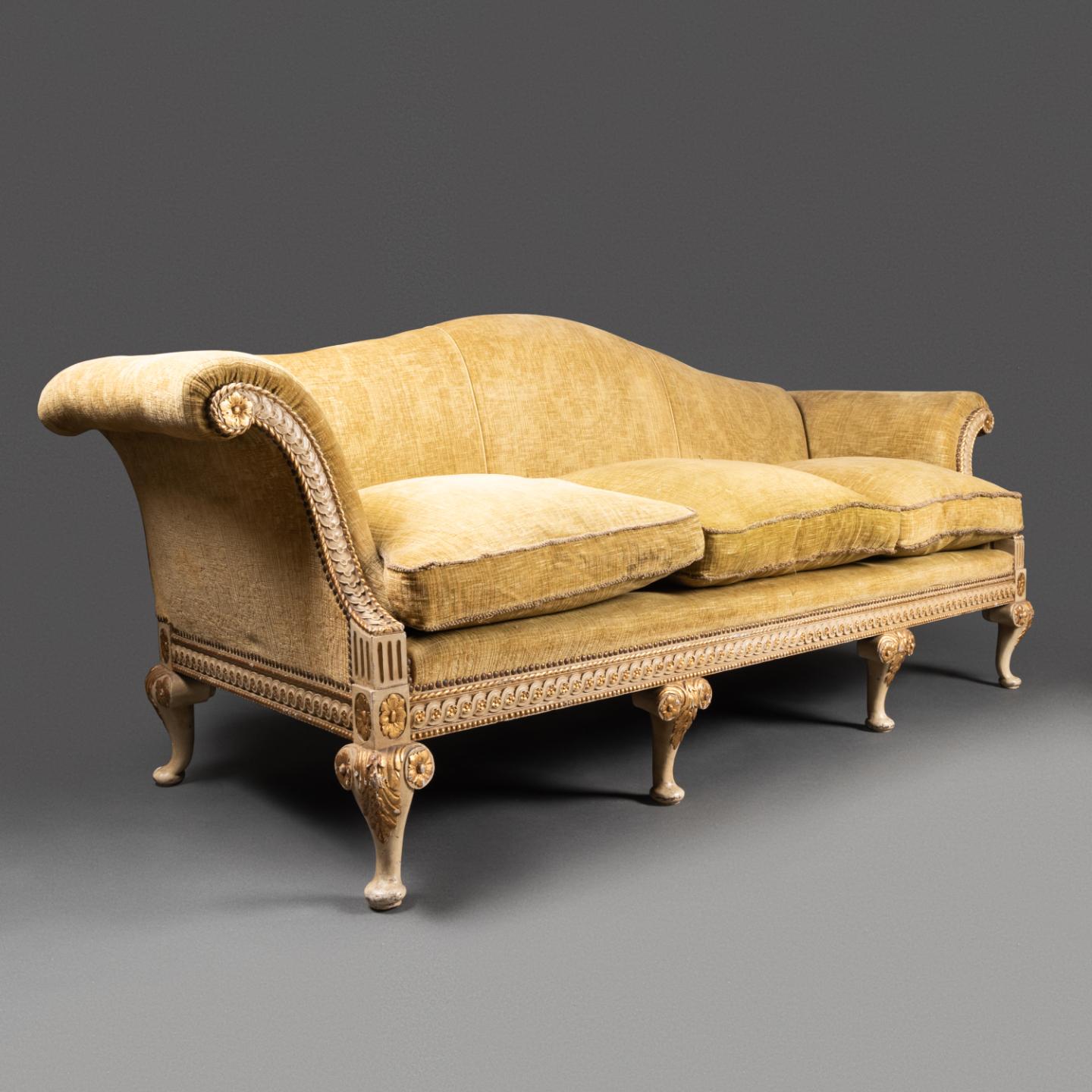  English Chippendale Sofa In Good Condition For Sale In Paris, FR