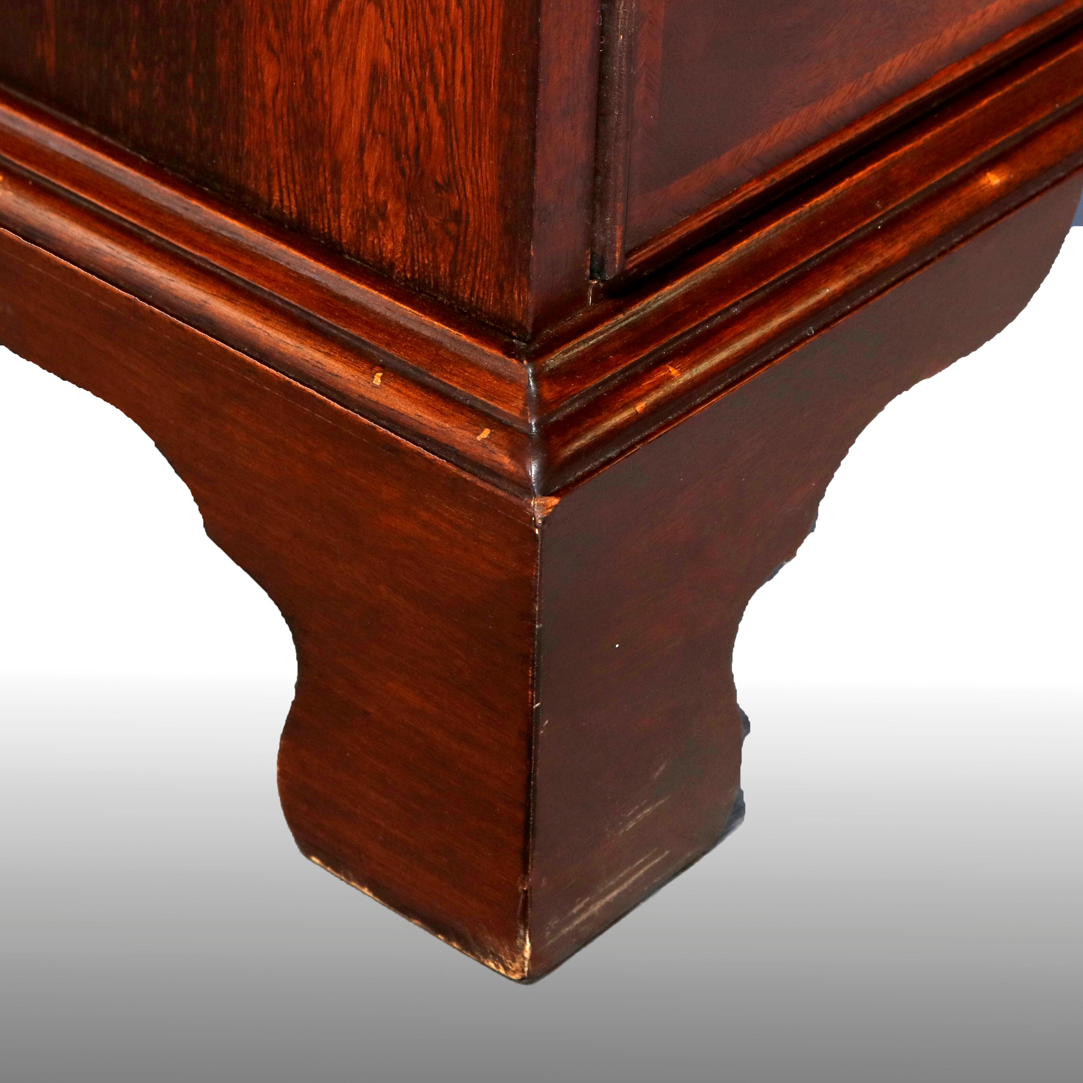 English Chippendale Style Flame Mahogany Chest of Drawers, 20th Century 3
