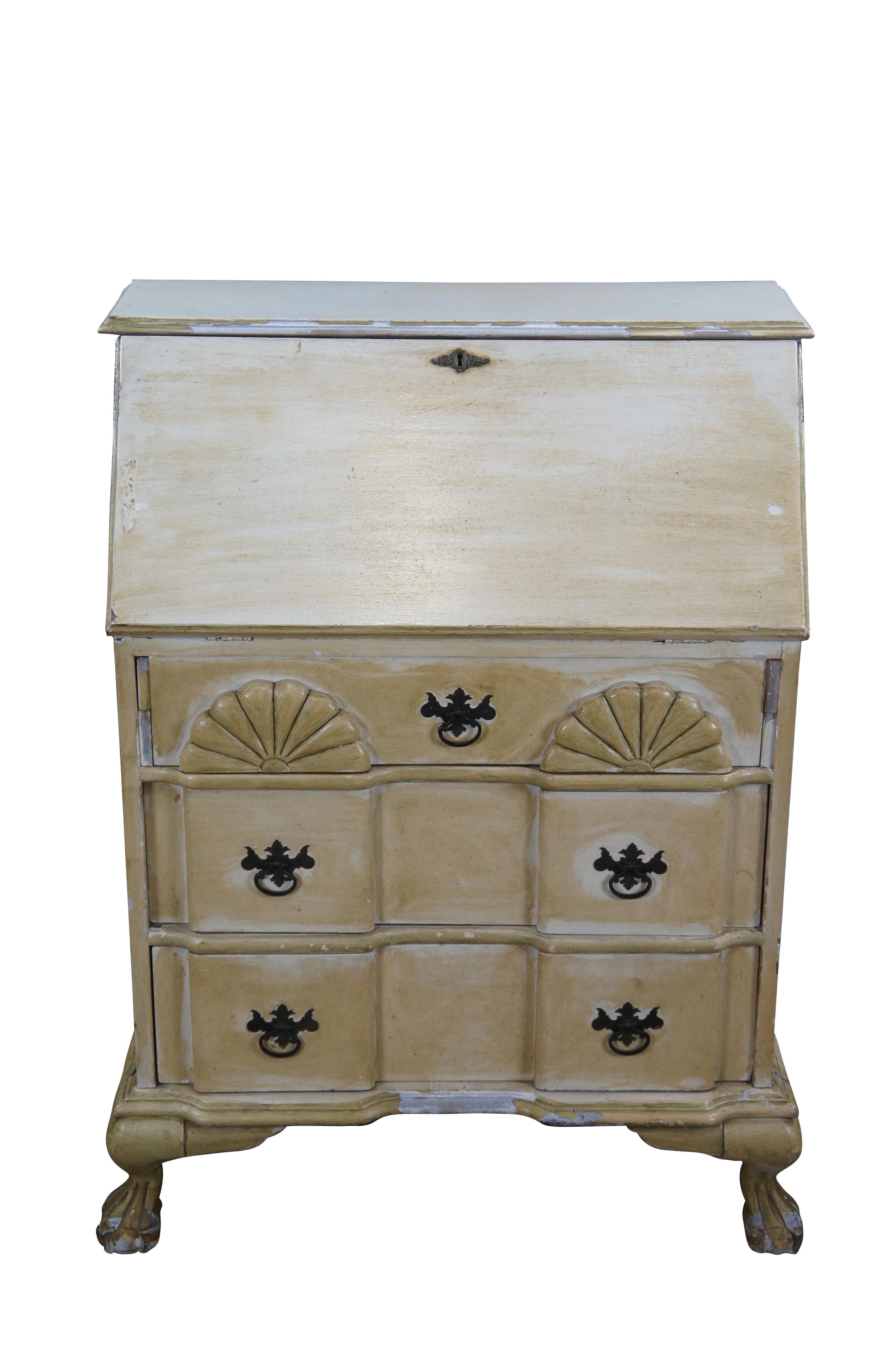 Englischer Chippendale Stil Gemaltes Goddard Chest Sekretär Schreibpult (amerikanisch) im Angebot