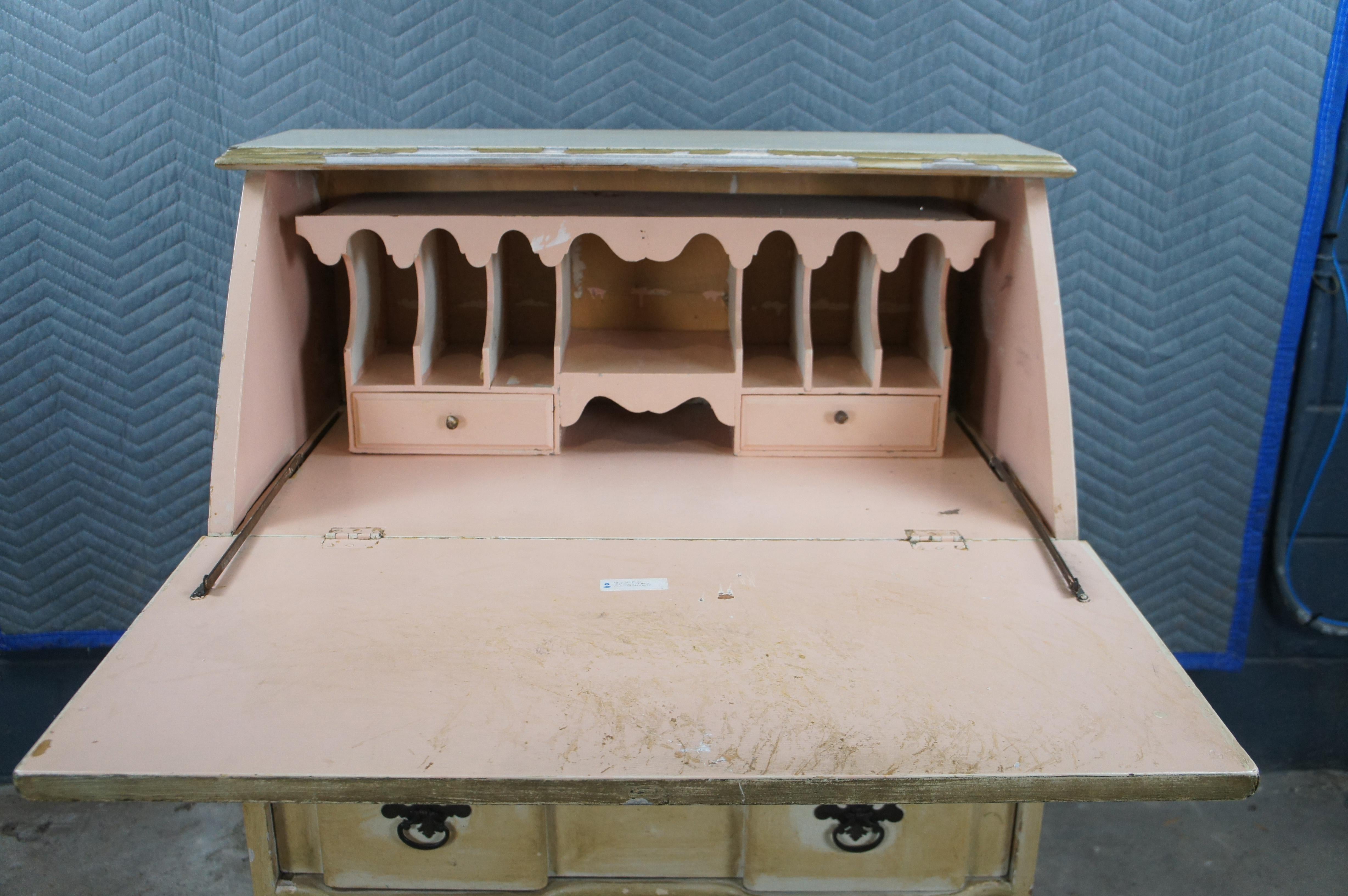 Englischer Chippendale Stil Gemaltes Goddard Chest Sekretär Schreibpult (20. Jahrhundert) im Angebot