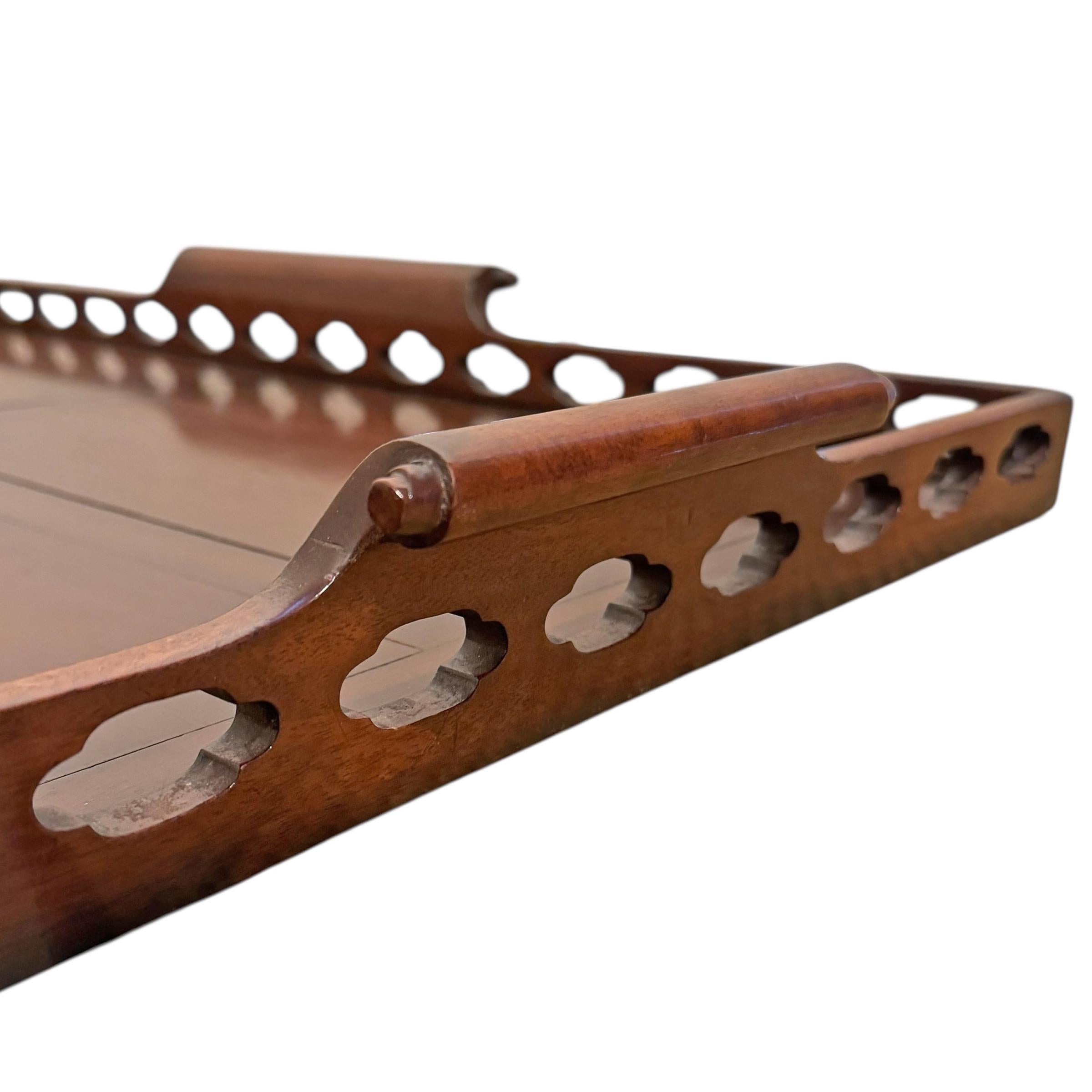 English Chippendale-Style Tray en venta 5