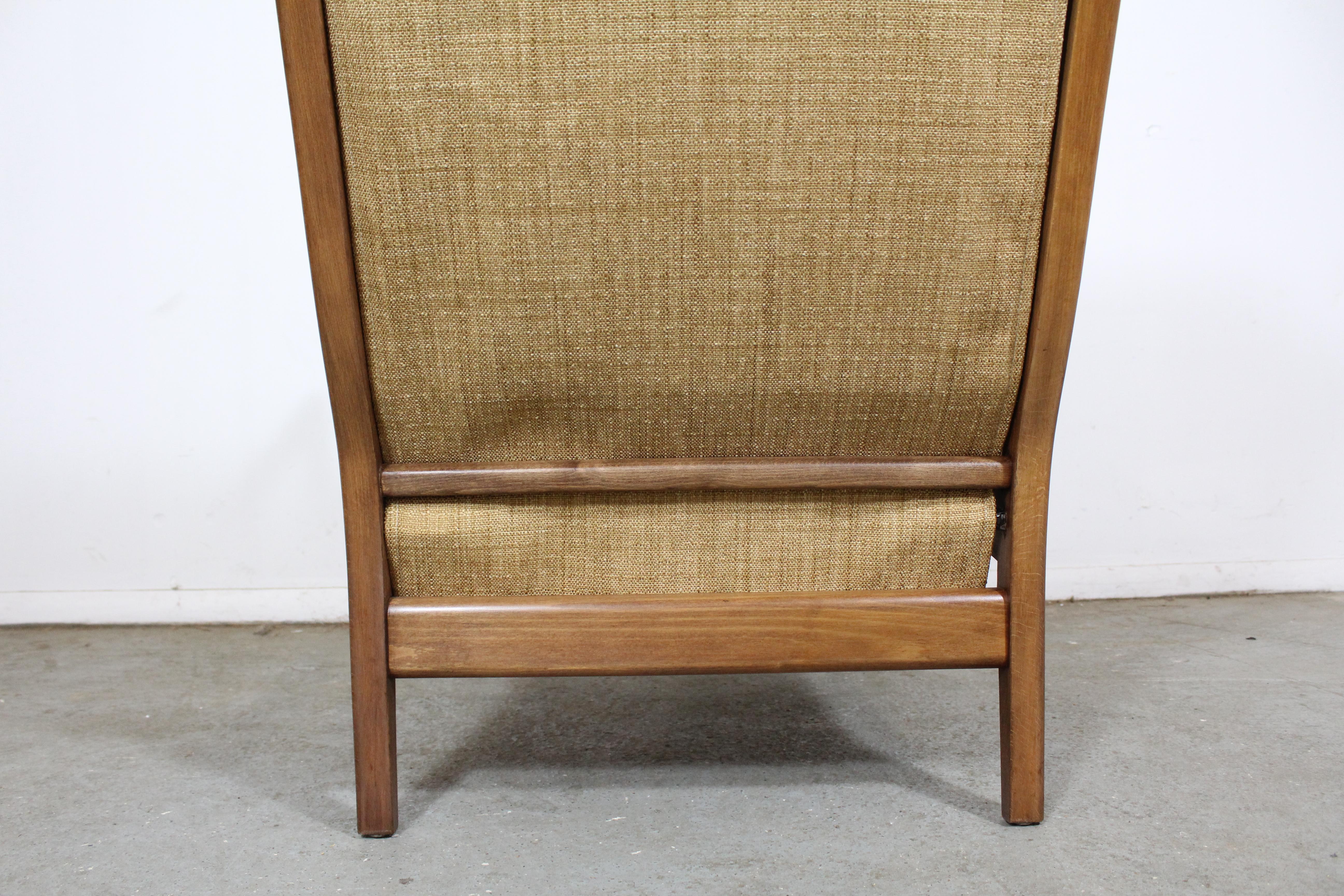 Mid Century Modern Walnut Open Arm Lounge Chair 1