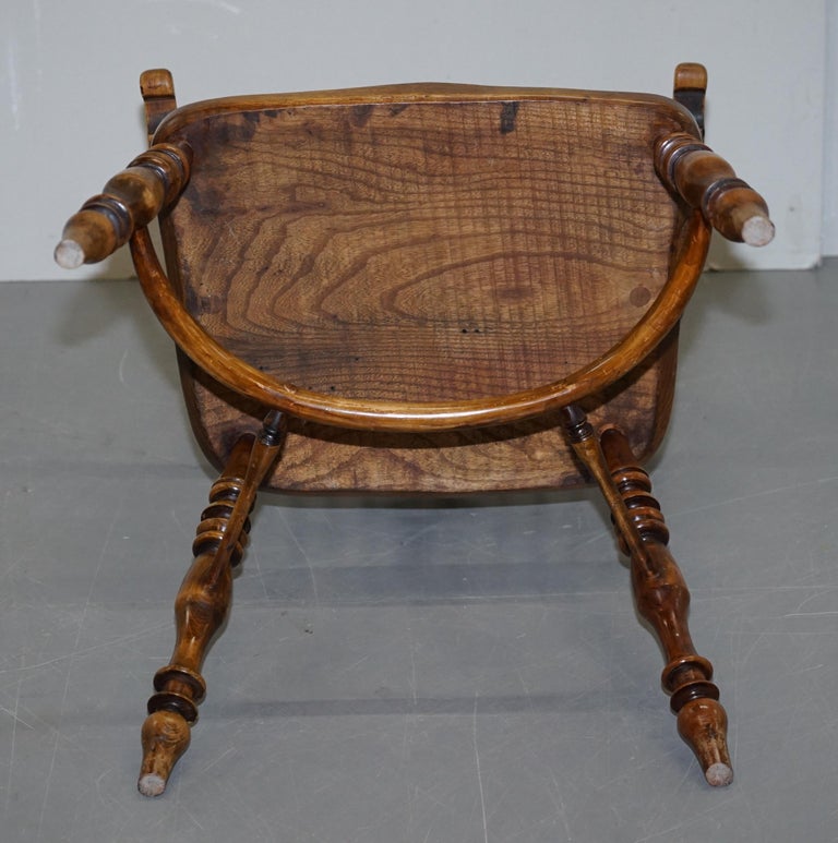 English Classic Antique Victorian 19th Century Elm Hoop Back Windsor