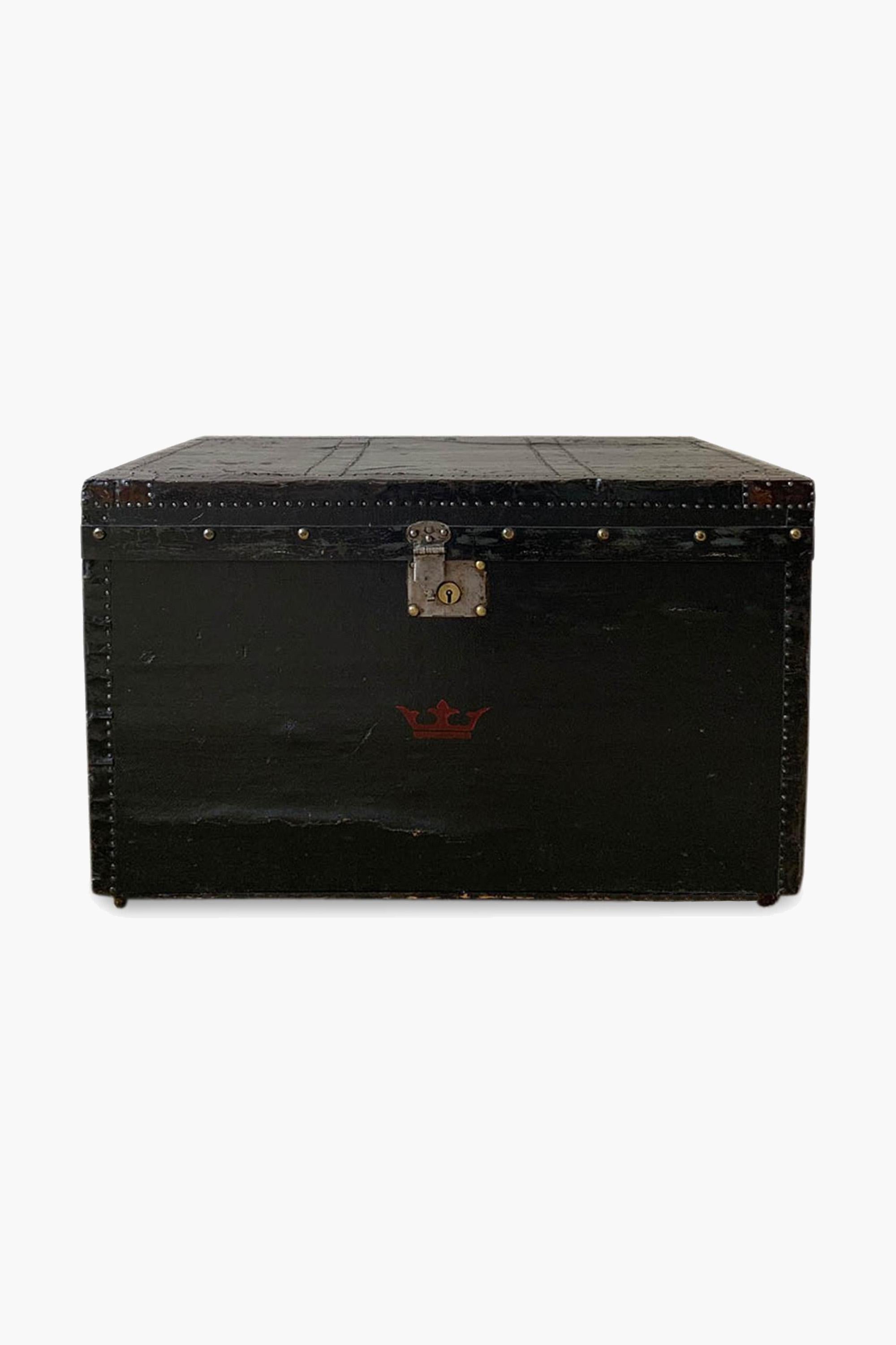 Faux Leather English Coaching Trunk, circa 1875 For Sale