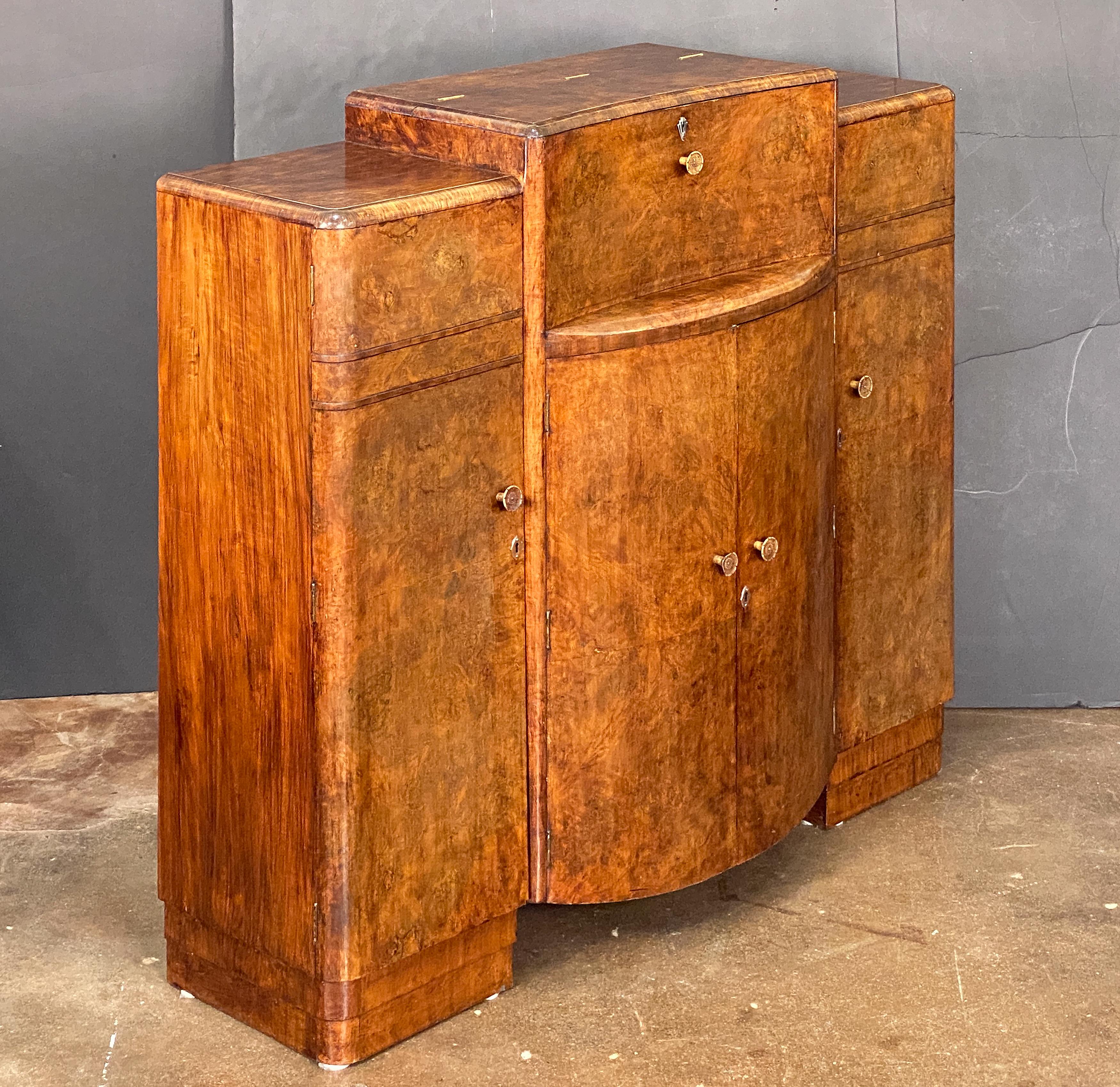 Bar à cocktails ou meuble à boissons anglais de l'époque Art Déco en vente 3