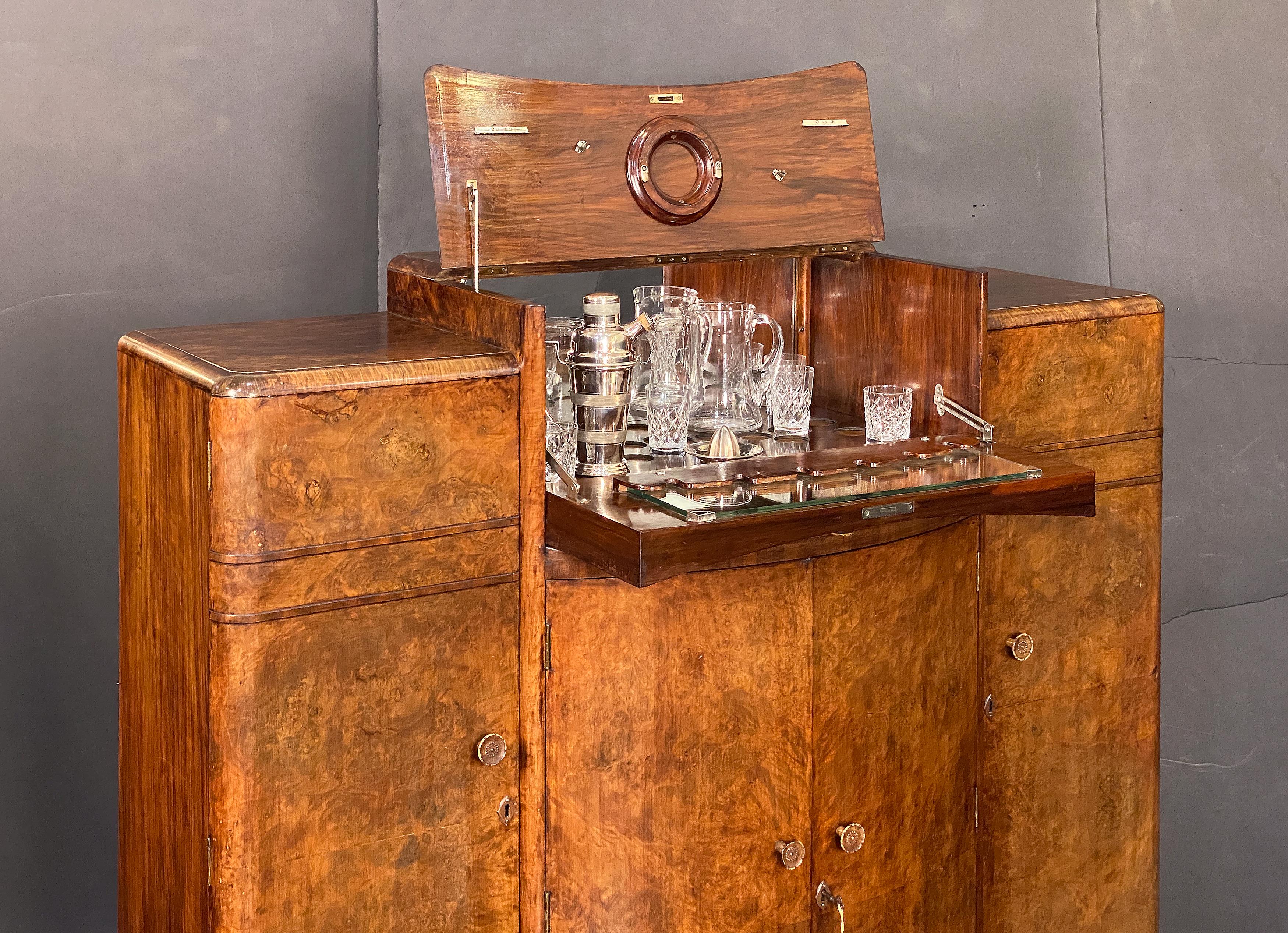 Bar à cocktails ou meuble à boissons anglais de l'époque Art Déco en vente 5