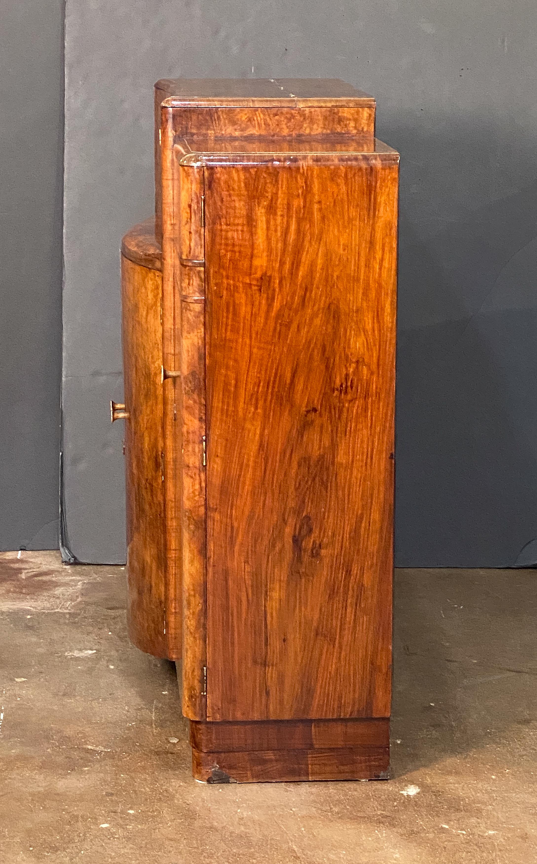 Bar à cocktails ou meuble à boissons anglais de l'époque Art Déco en vente 8