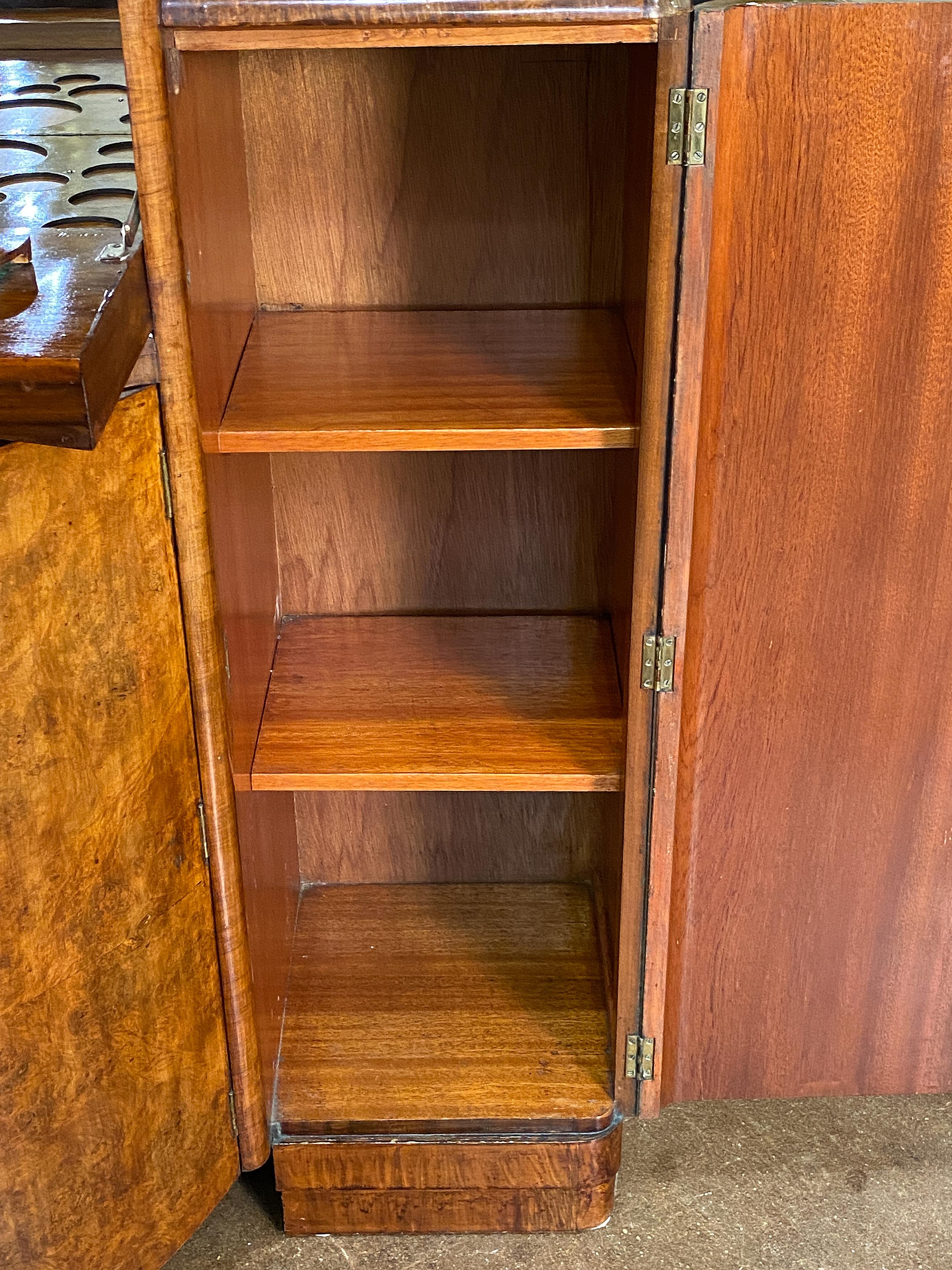 Métal Bar à cocktails ou meuble à boissons anglais de l'époque Art Déco en vente