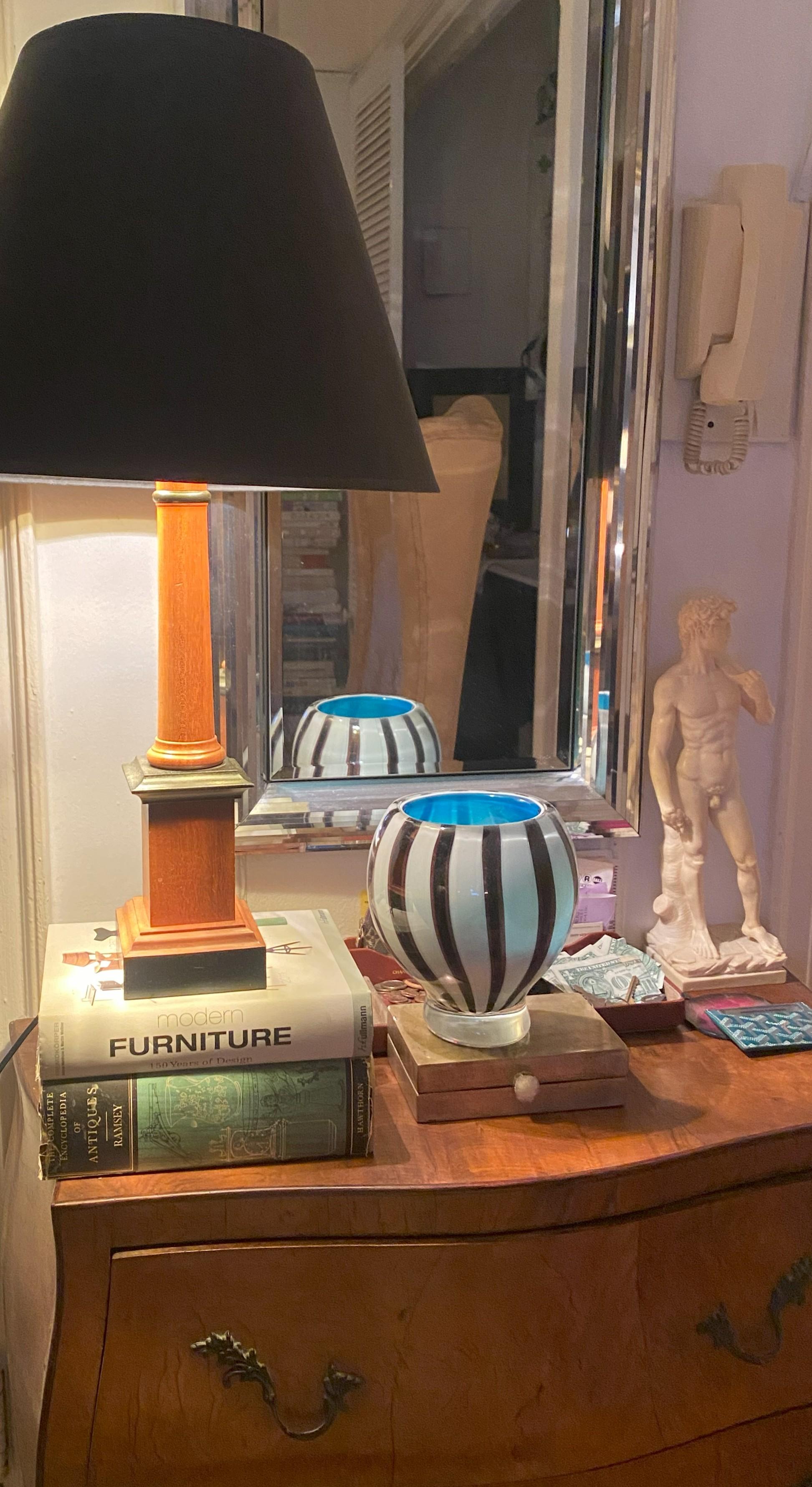 Anglais Paire de lampes de table à colonne anglaise en vente