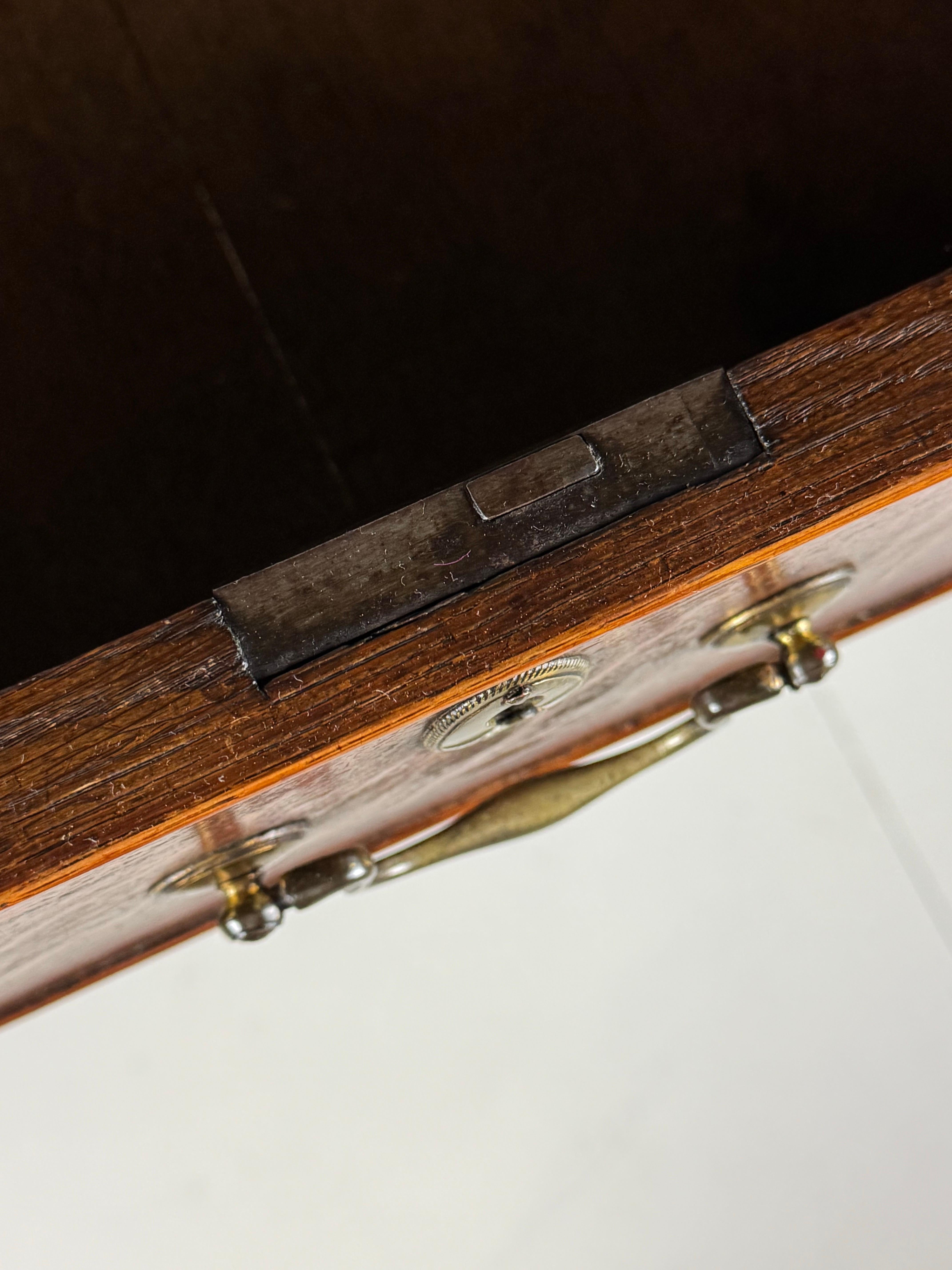 Englische Kommode ca. 1800 im Angebot 6