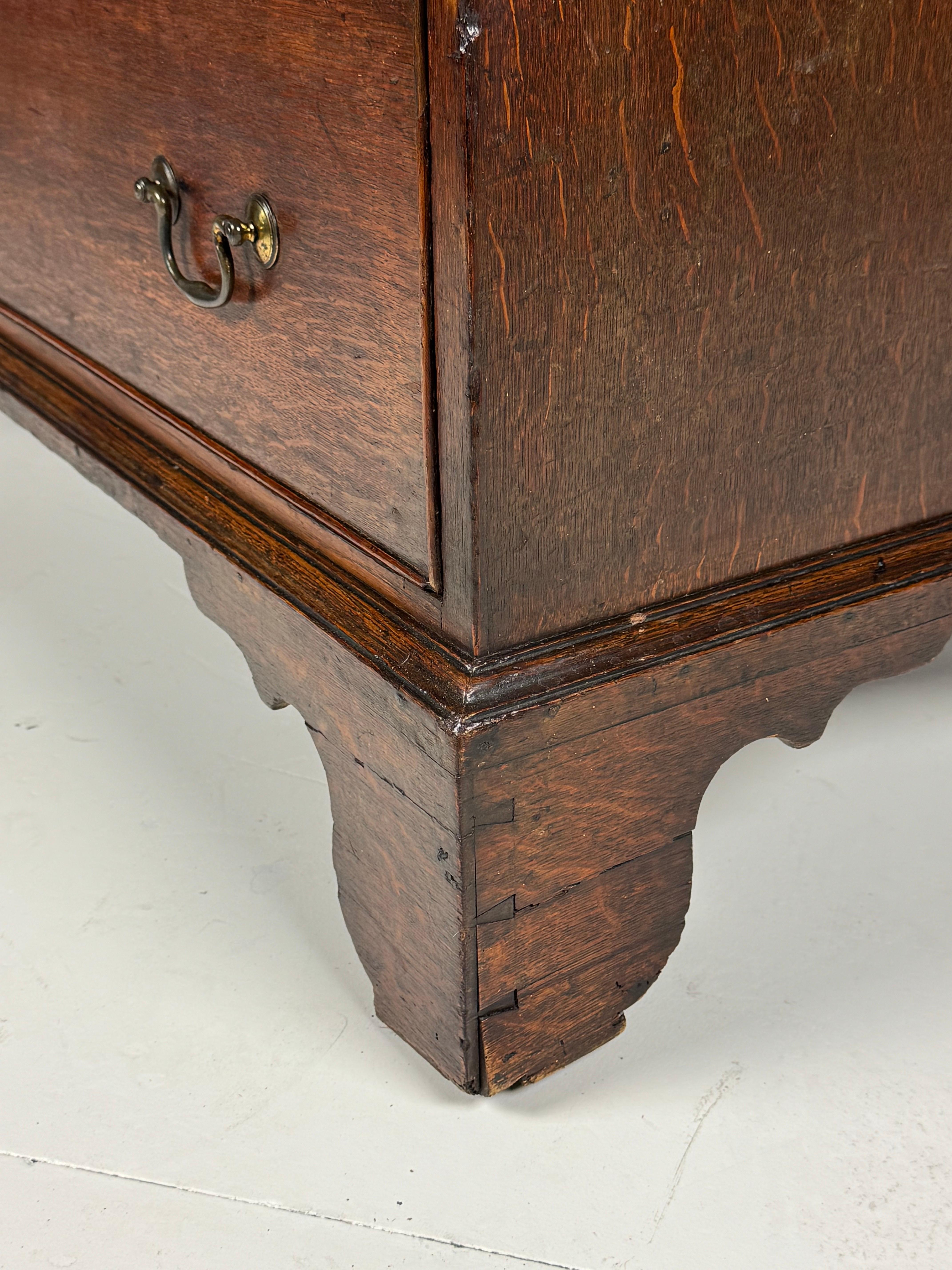 Englische Kommode ca. 1800 im Angebot 4