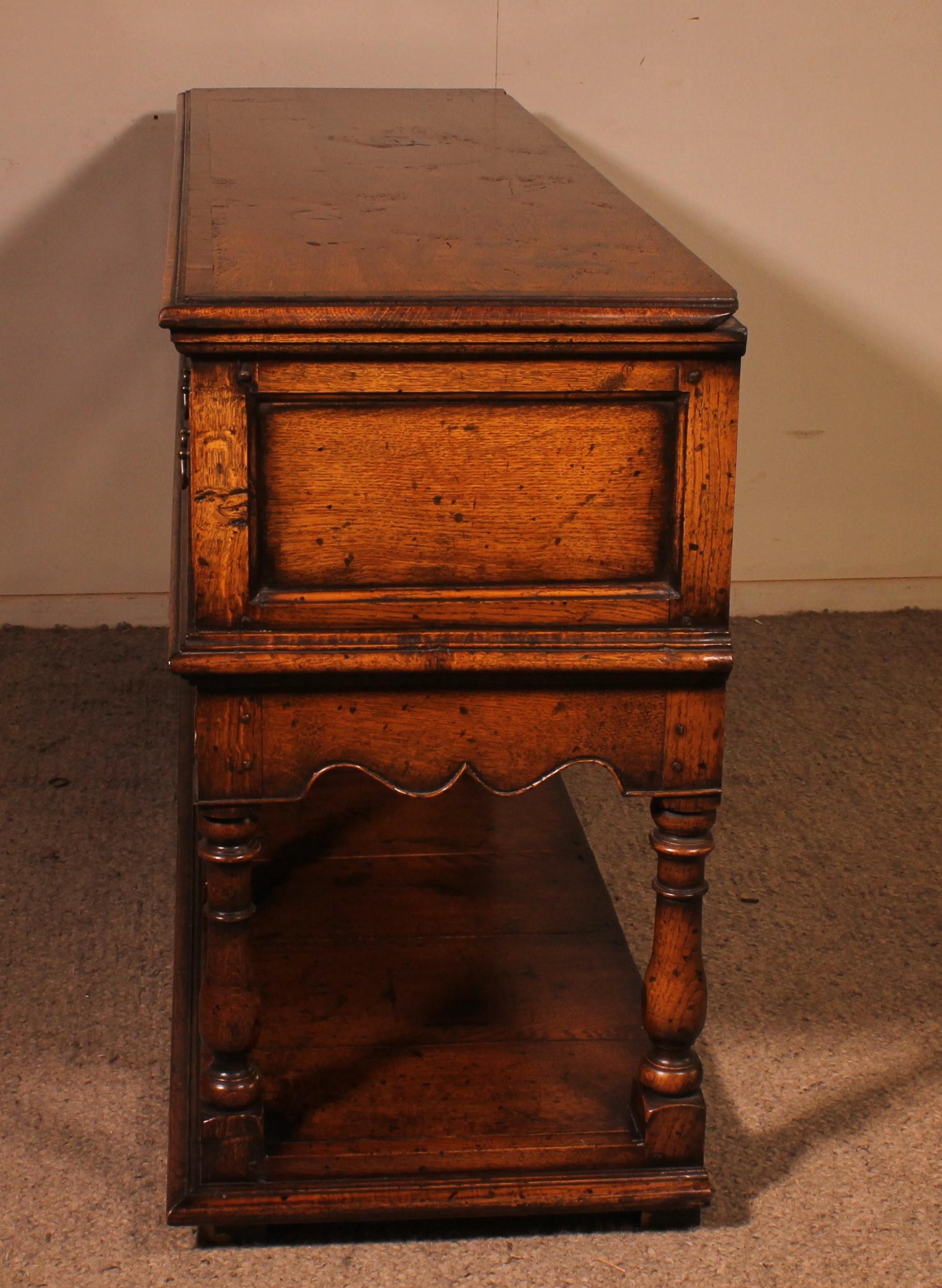 English Console Called Dresser Base In Oak For Sale 1
