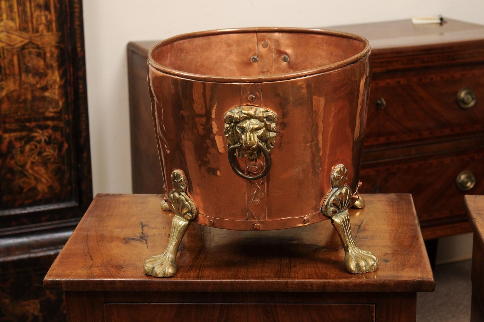 Late 19th Century English Copper Pot with Brass Handles & Paw Feet, Ca. 1890 For Sale