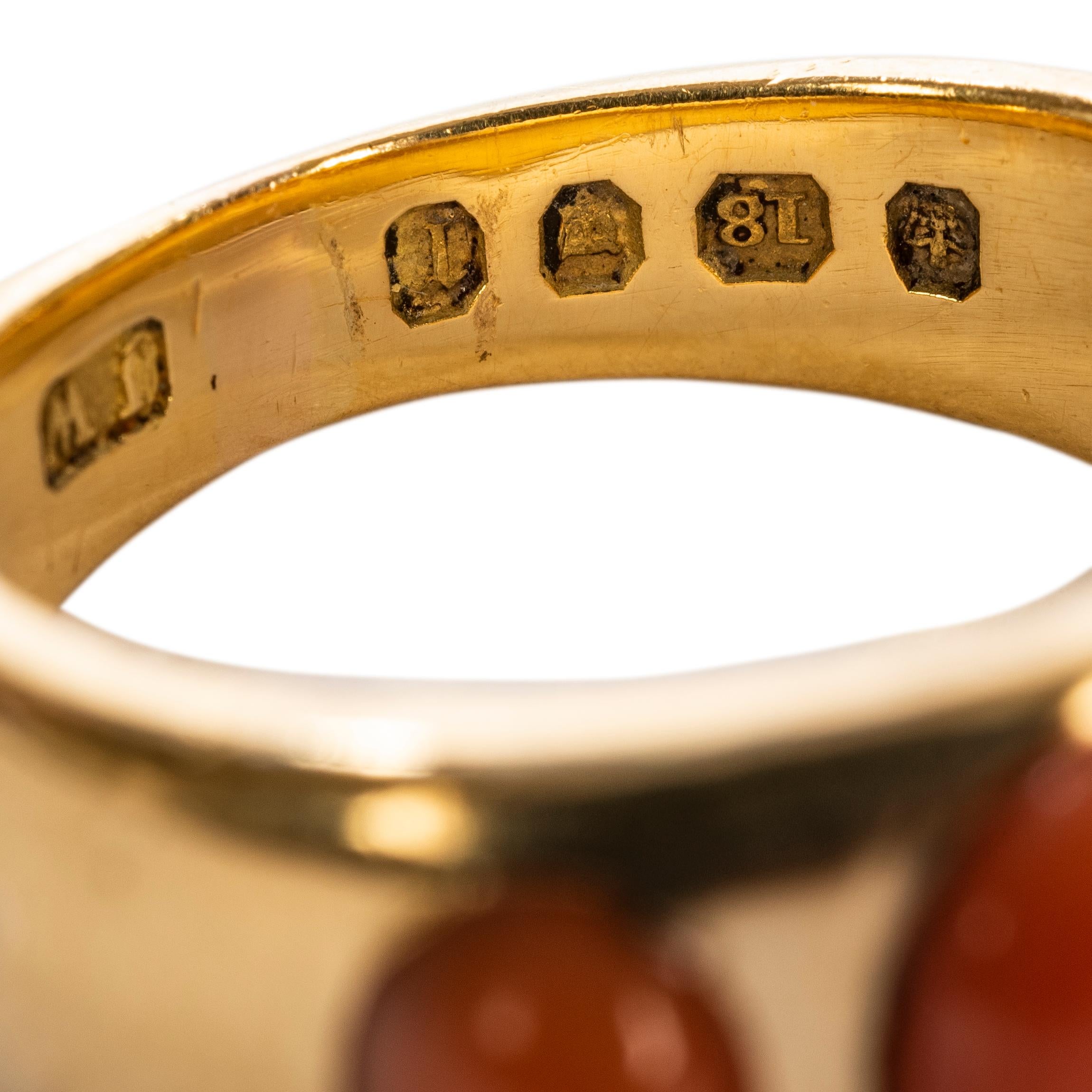 English Coral Gold Gypsy Ring, 1972 In Good Condition In St. Catharines, ON