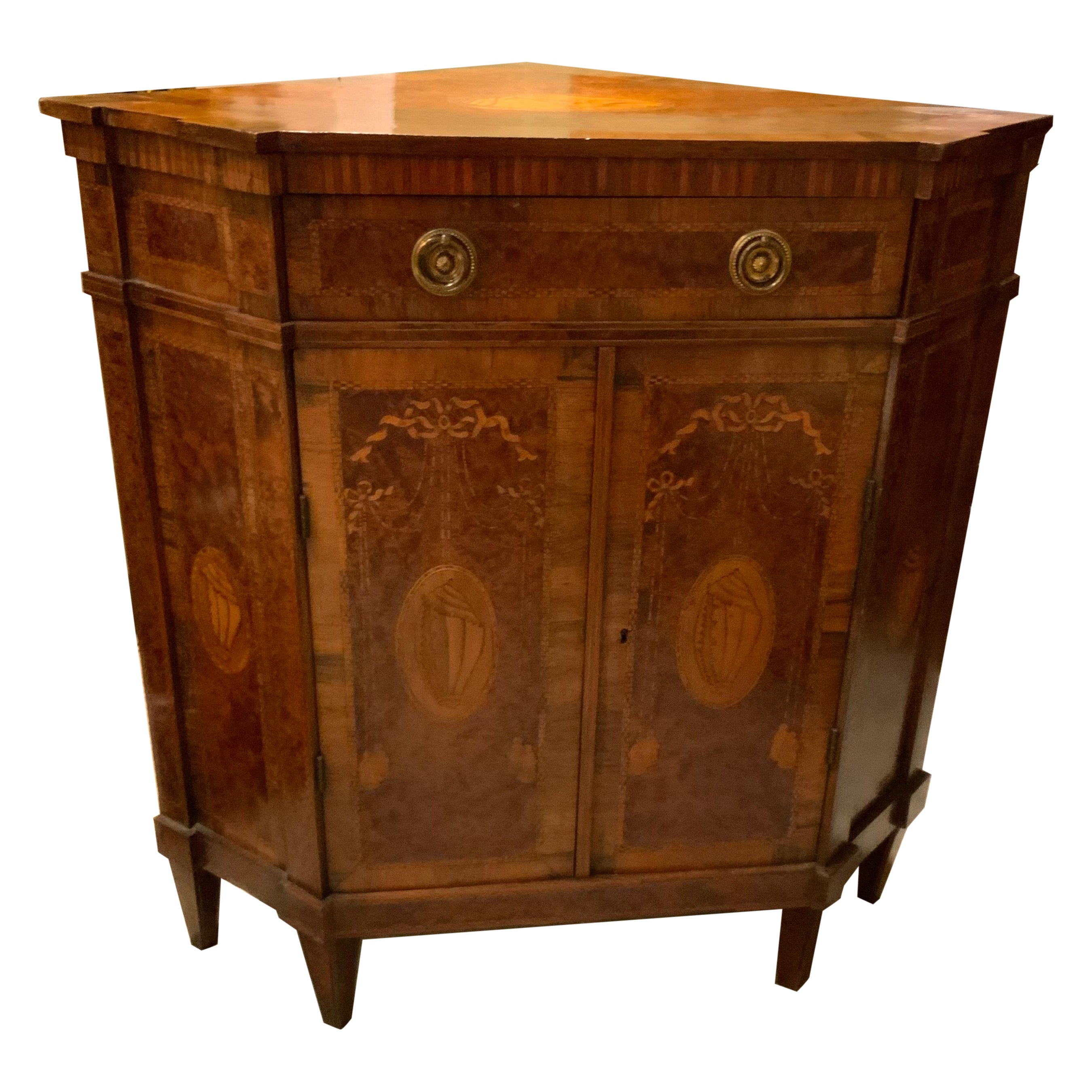 English corner cabinet with fine inlay