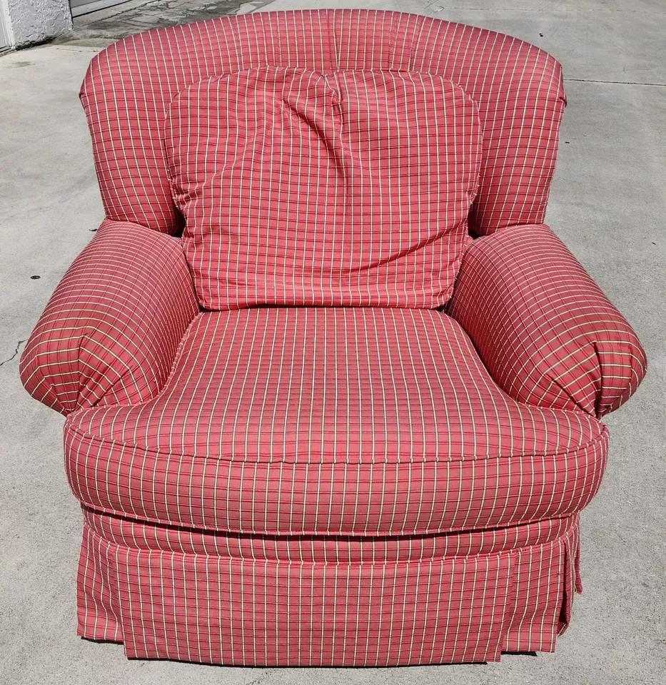 Late 20th Century English Cottage Lounge Chair & Ottoman Swivel Rocker by Woodmark For Sale