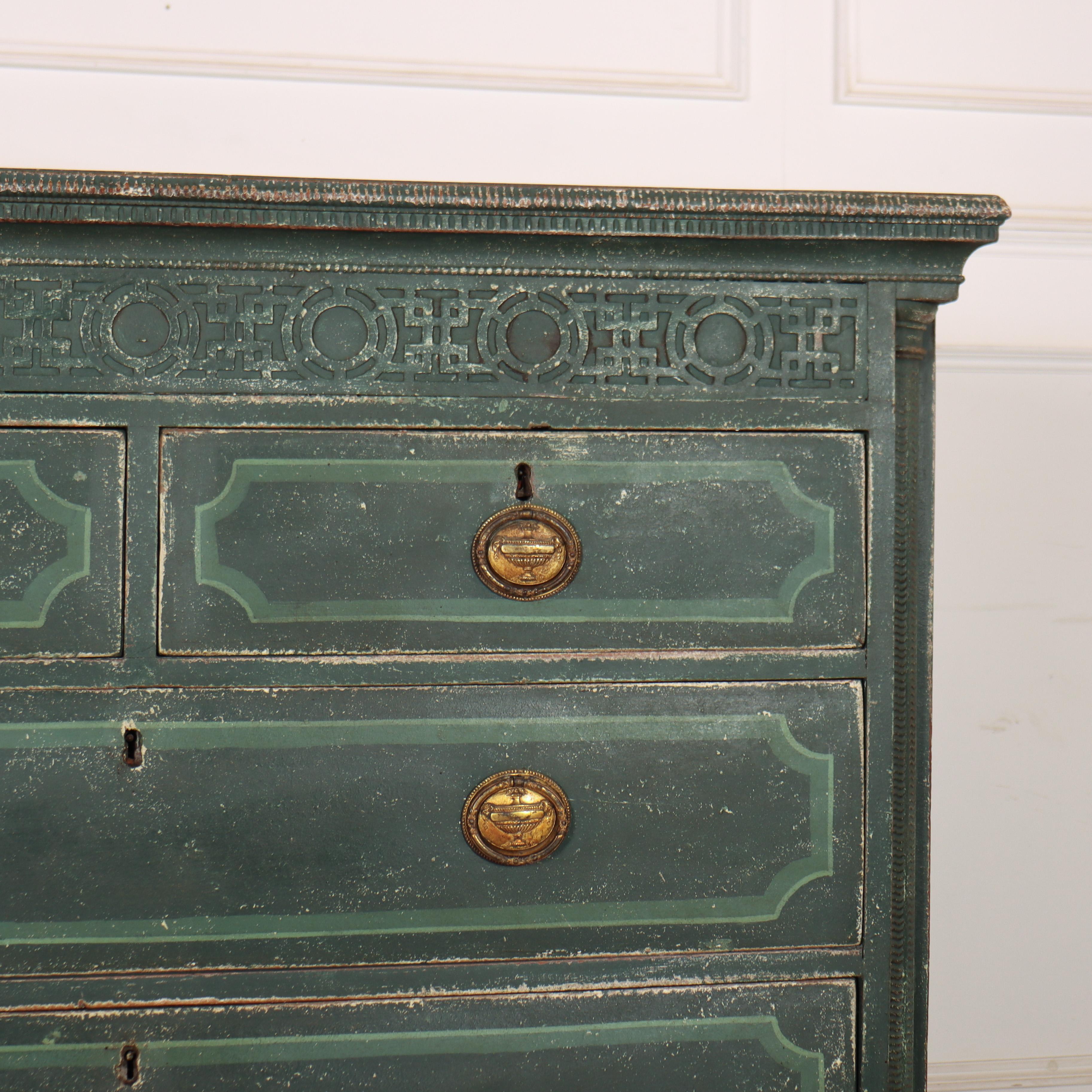 George III Commode English Country House en vente