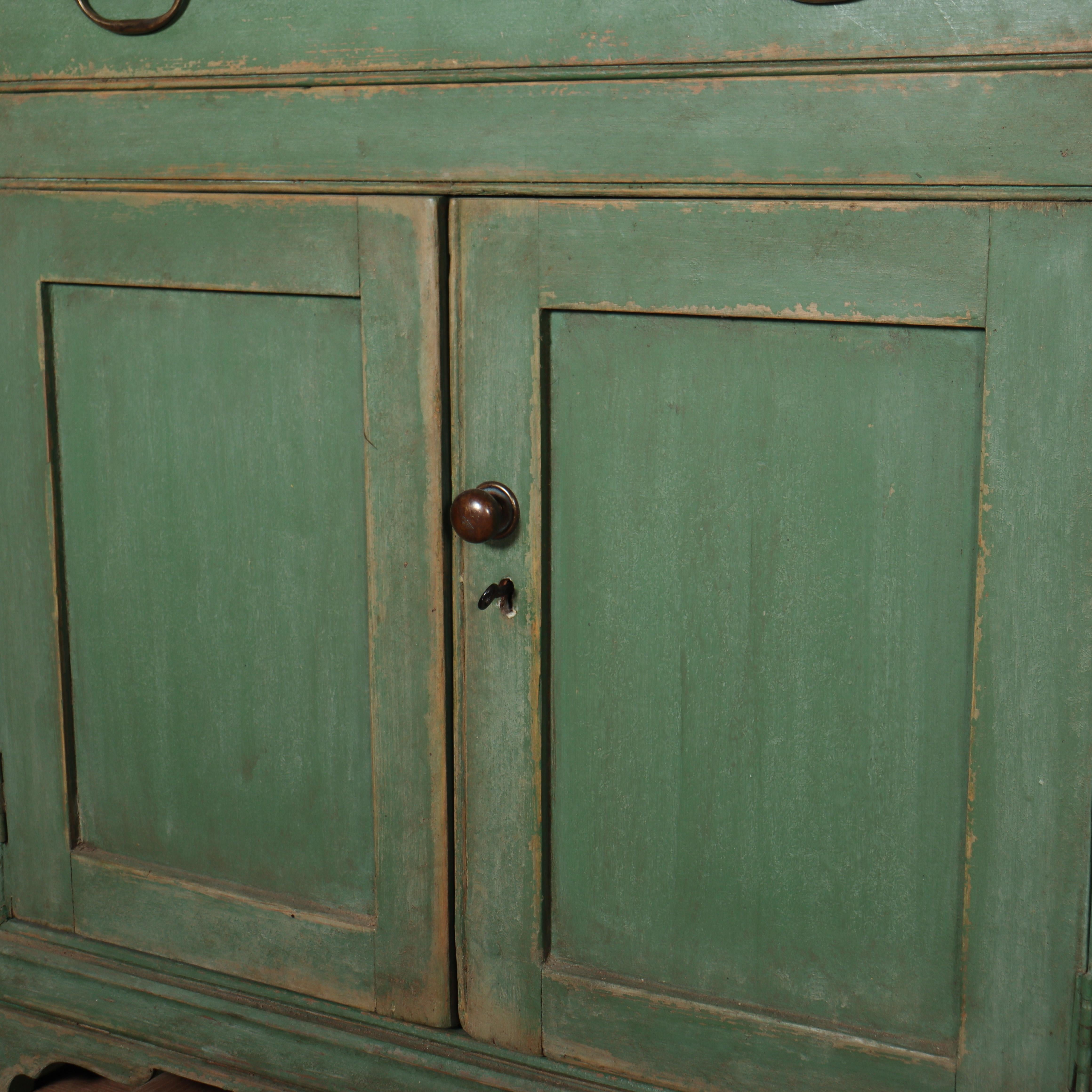 English Country House Dresser Base In Good Condition For Sale In Leamington Spa, Warwickshire