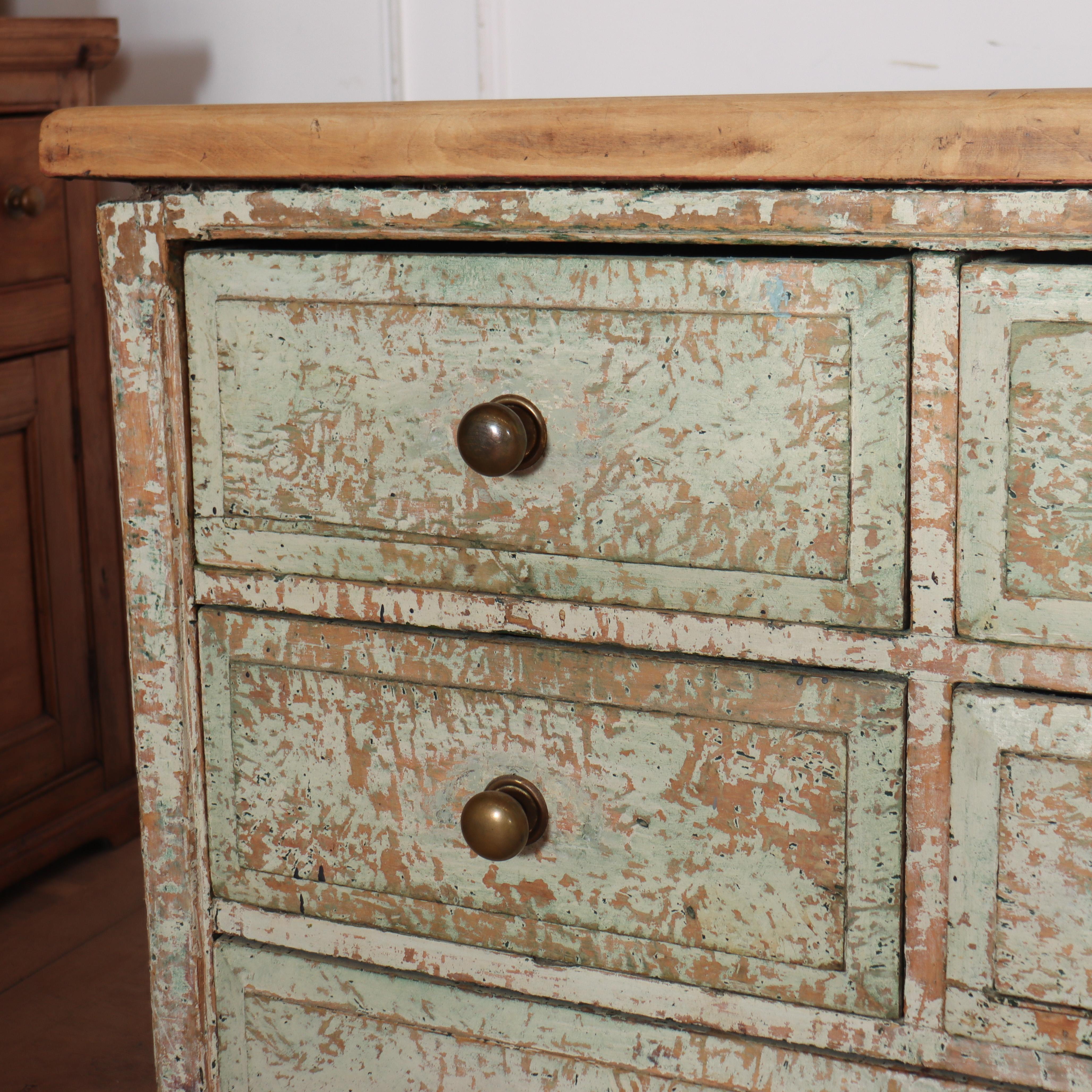 English Country House Dresser Base in vendita 1