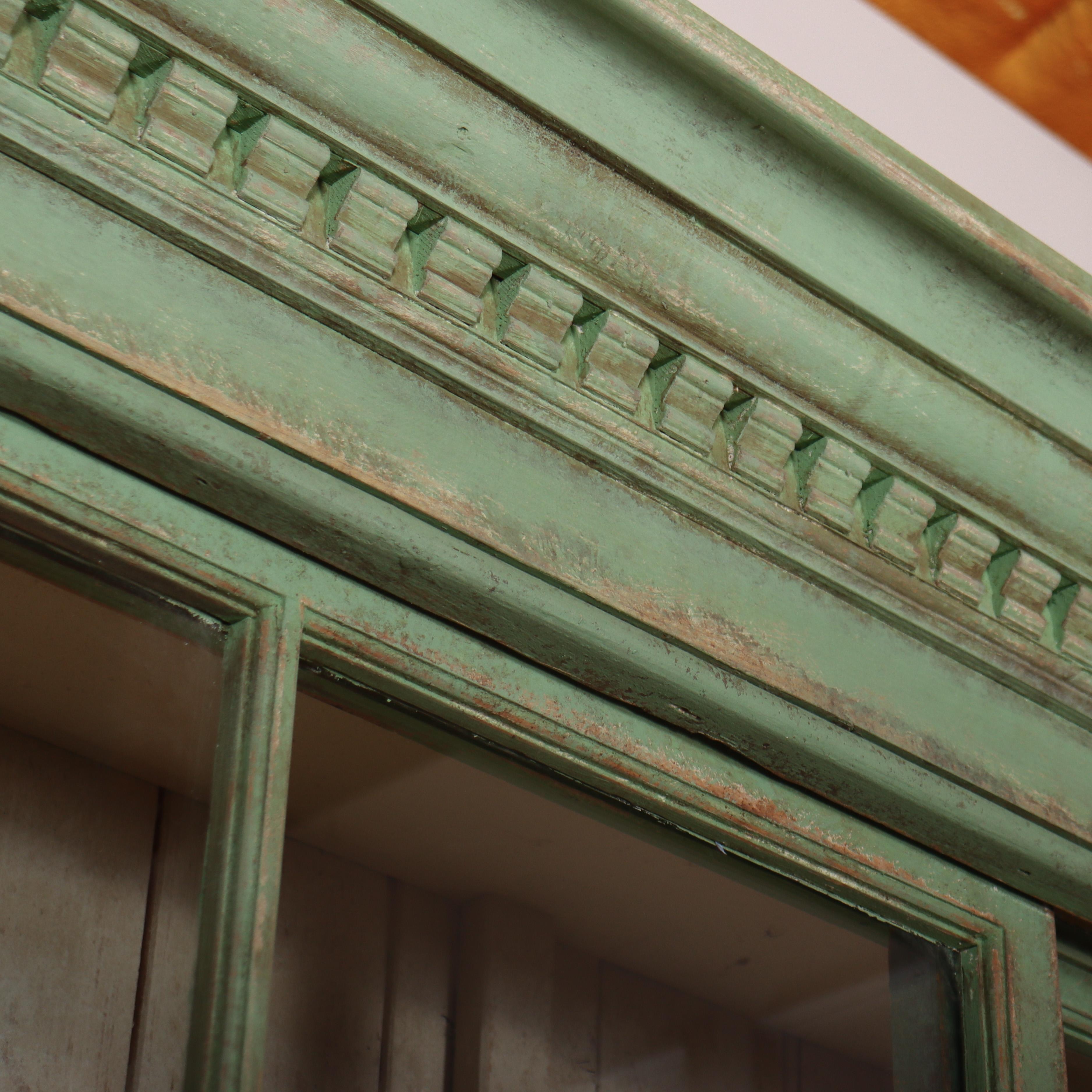 Pino Comò della casa di campagna inglese in vendita