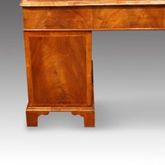 English Country House George V Walnut Pedestal Desk, 1920