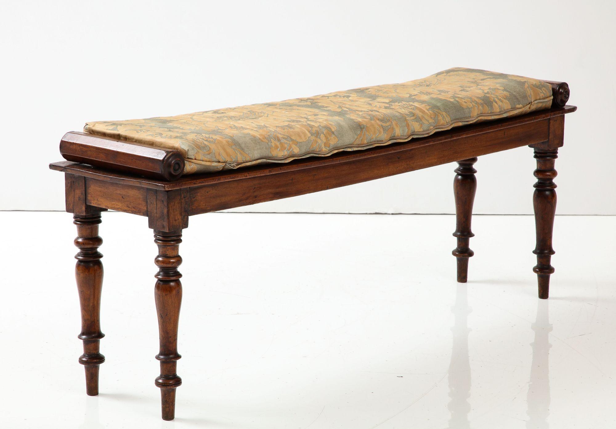 English Country House Hall Bench 3