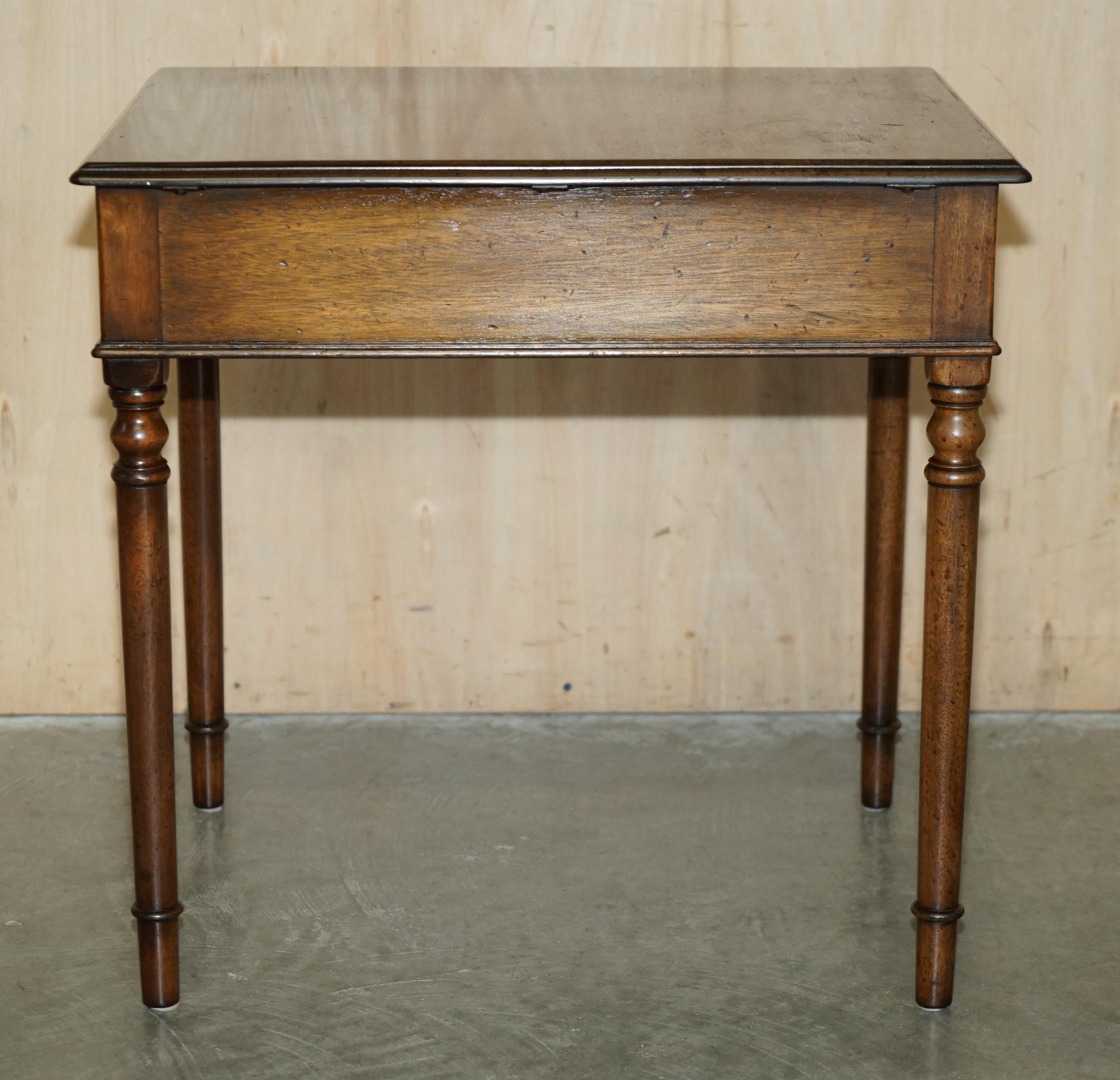 ENGLiSH COUNTRY HOUSE OAK CIRCA 1940'S SINGLE DRAWER SIDE OR OCCASIONAL TABLE For Sale 6