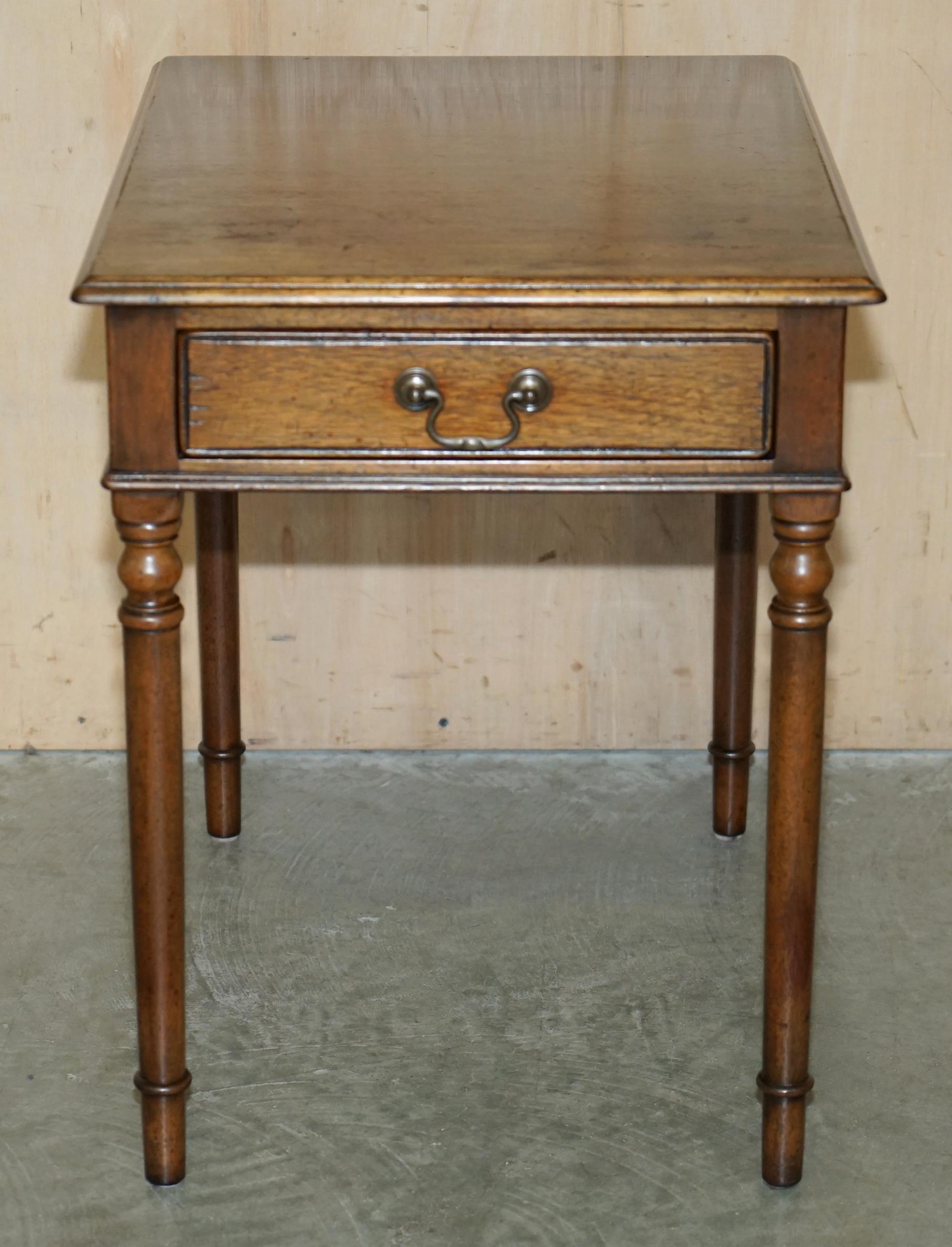 Country ENGLiSH COUNTRY HOUSE OAK CIRCA 1940'S SINGLE DRAWER SIDE OR OCCASIONAL TABLE For Sale