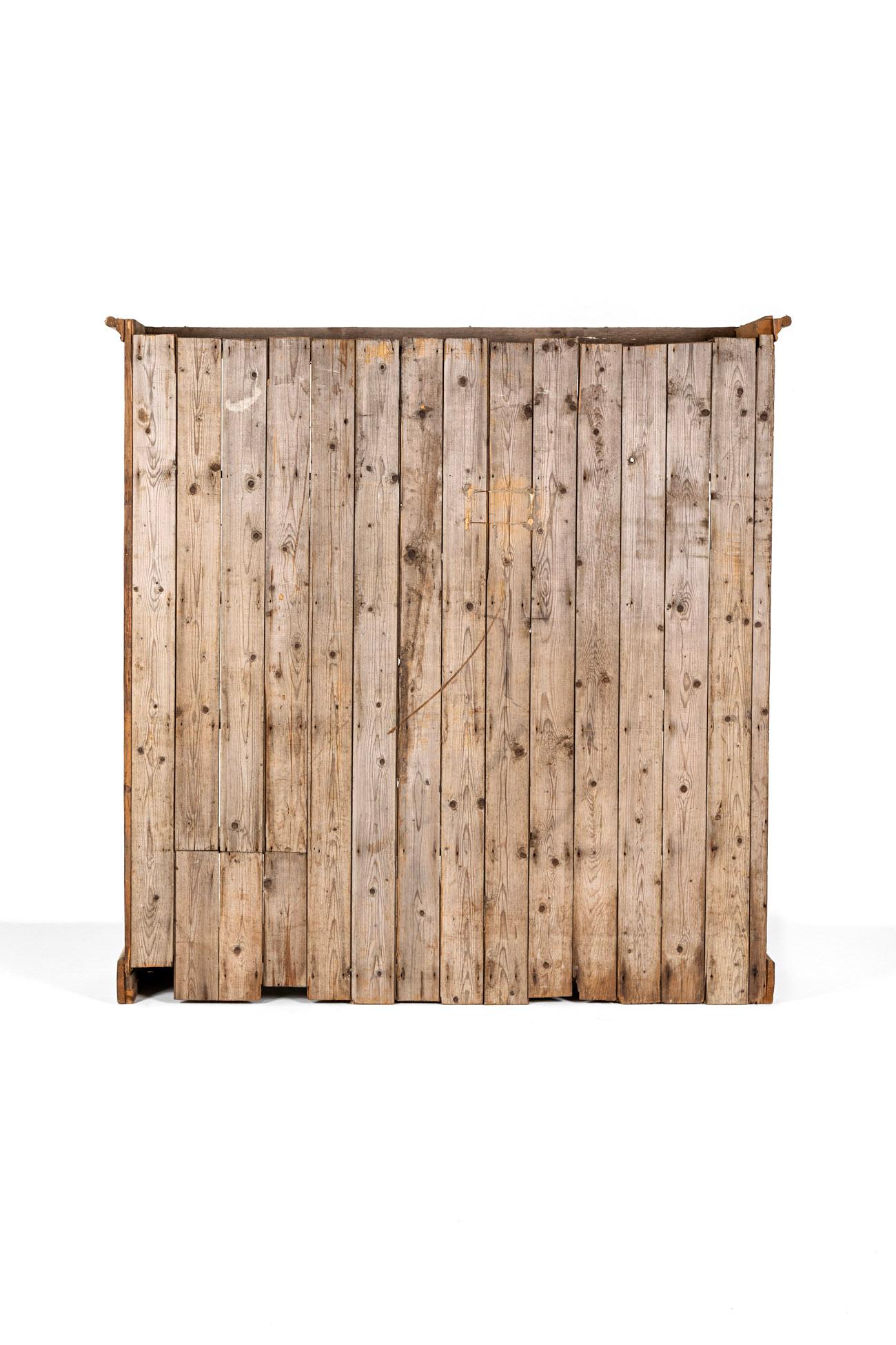 Englisches Landhaus Bücherregal aus Kiefer im Angebot 8