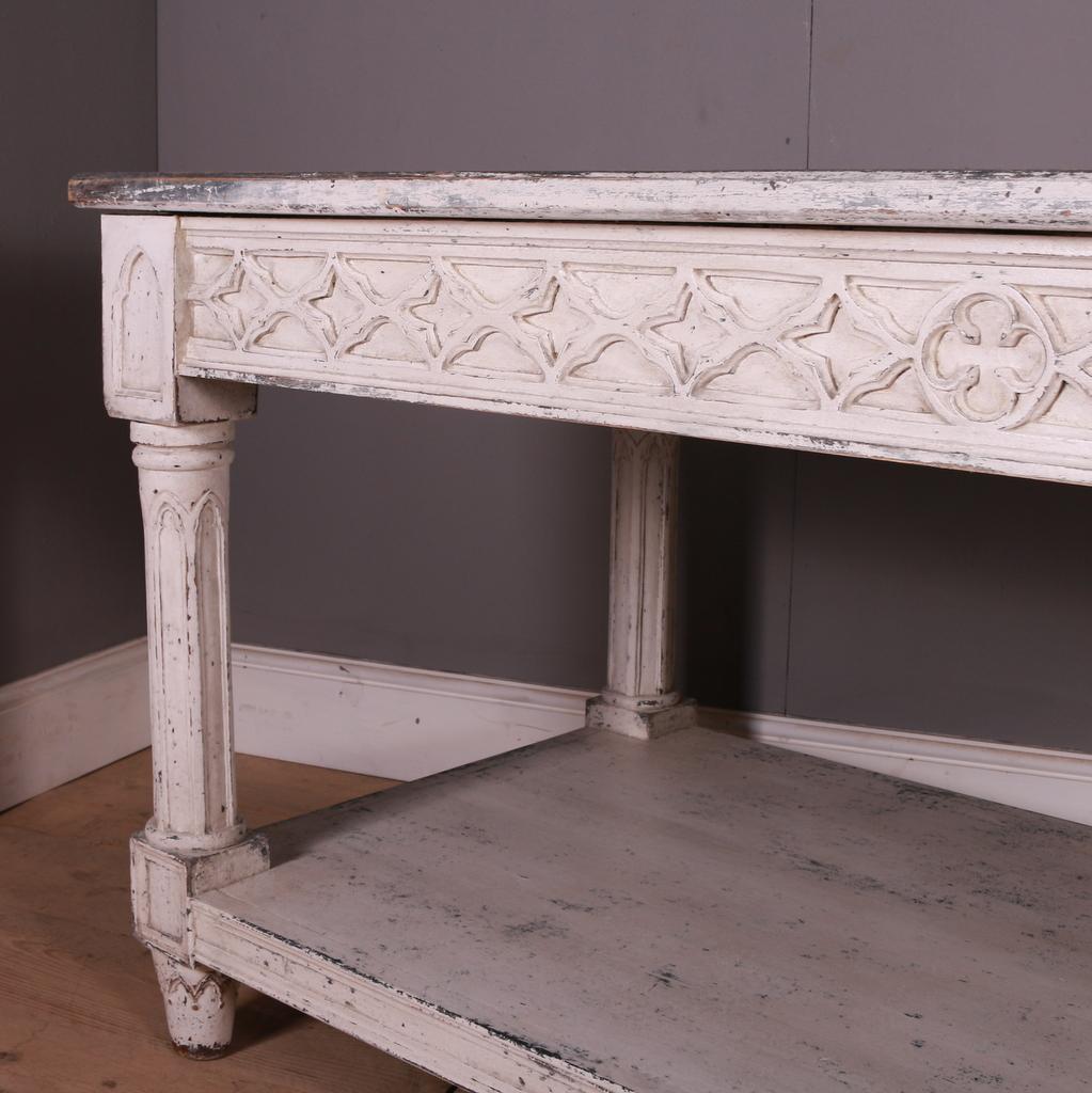 Victorian English Country House Prep Table/Centre Table For Sale