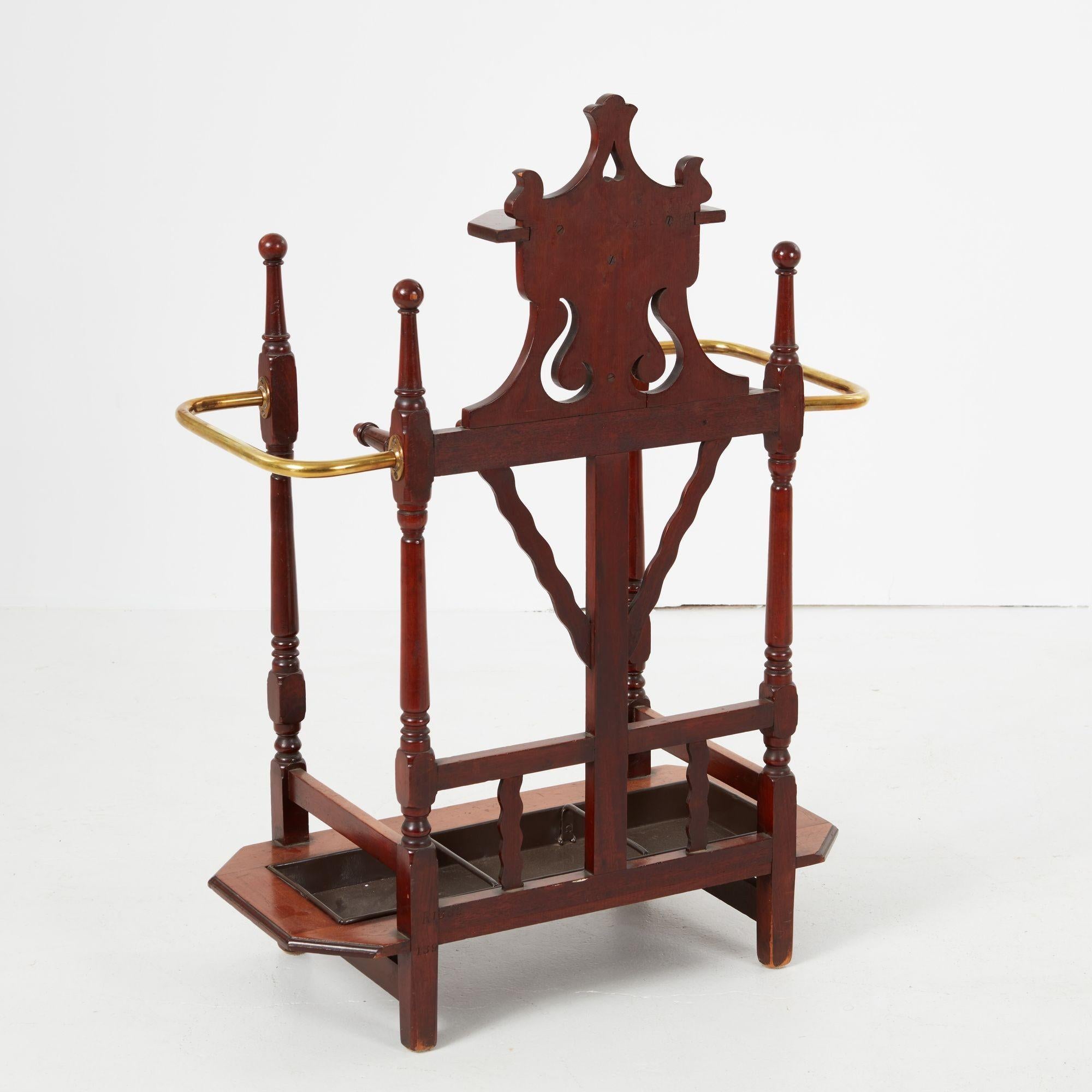 Laiton English Country House Umbrella Stand en vente