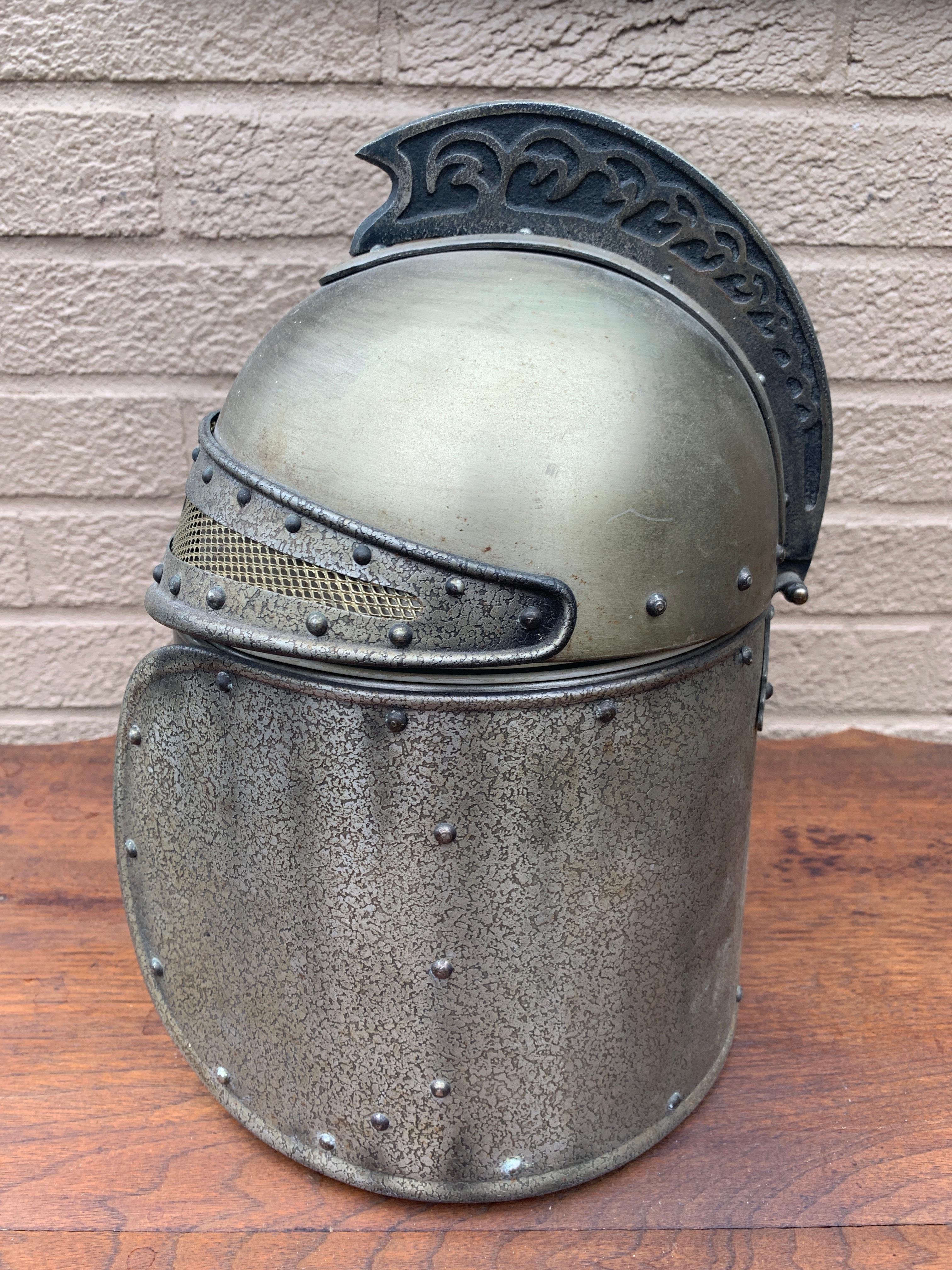 English Country Pewter Knight's Helmet Ice Bucket For Sale 5