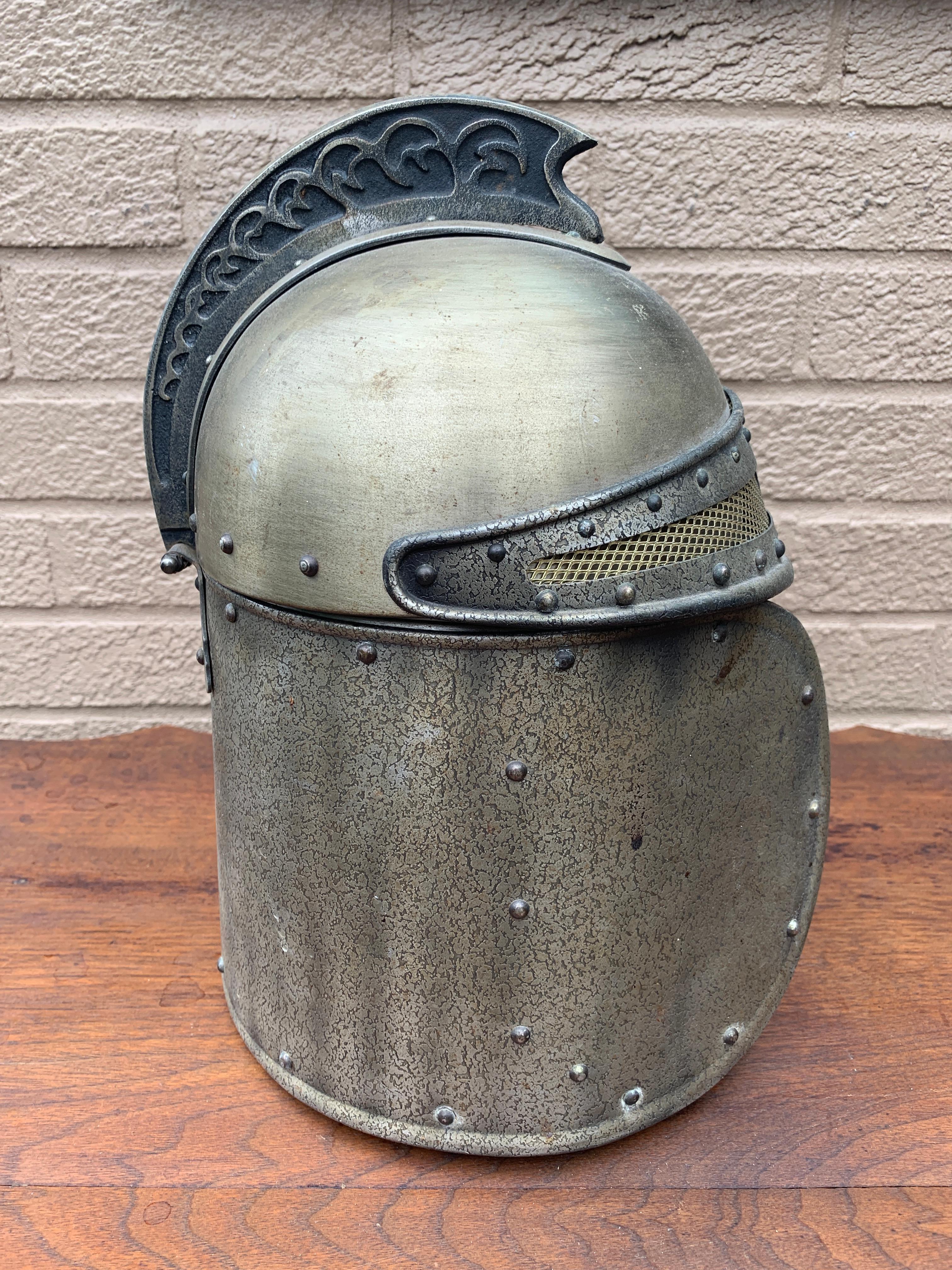 English Country Pewter Knight's Helmet Ice Bucket For Sale 3