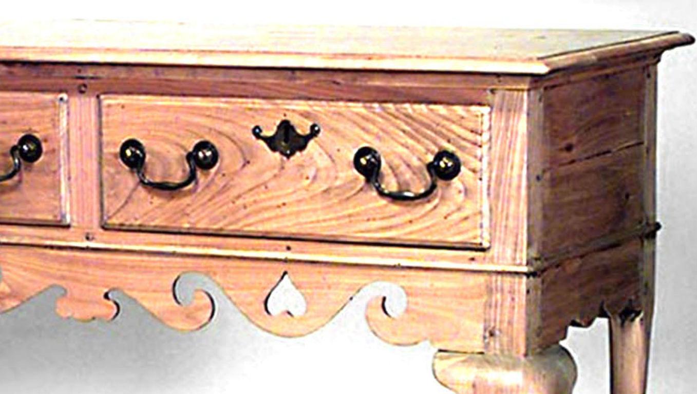 English Country Queen Anne Style Country Pine Sideboard For Sale 4