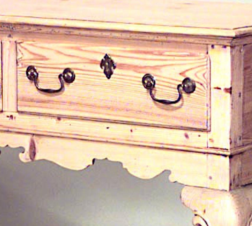 English Country Queen Anne-style (20th Century) stripped pine sideboard with 3 drawers and shaped apron.
