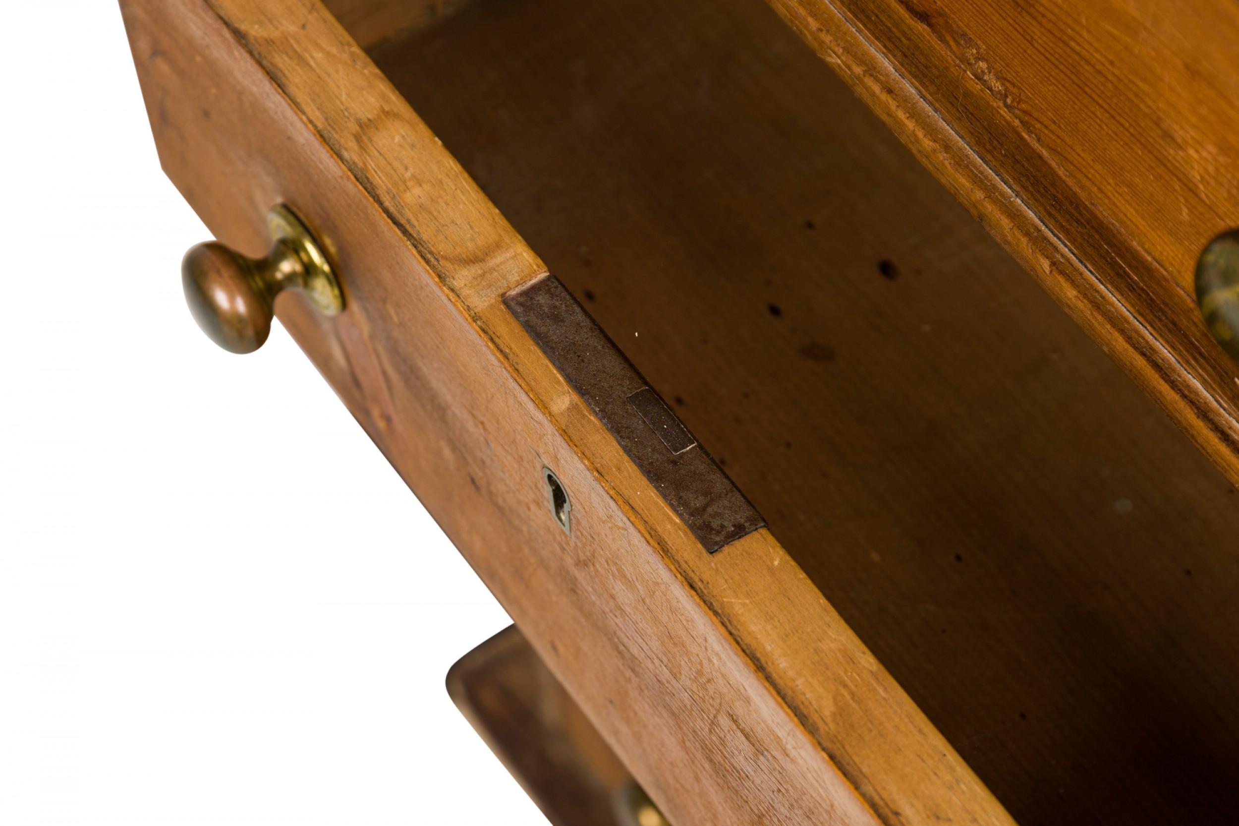 English Country-Style Pine Wood Kneehole Desk For Sale 9