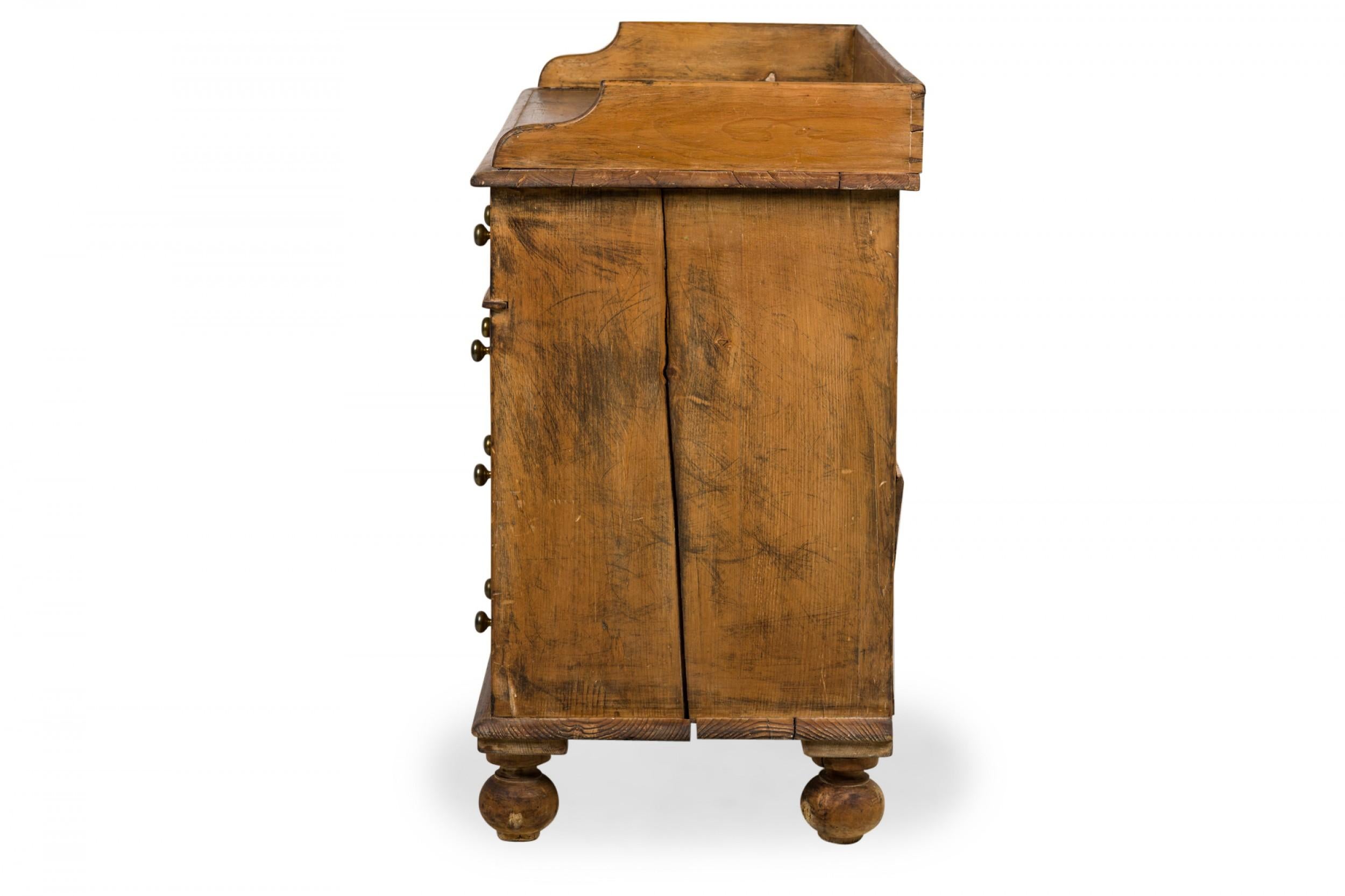 British Colonial English Country-Style Pine Wood Kneehole Desk For Sale