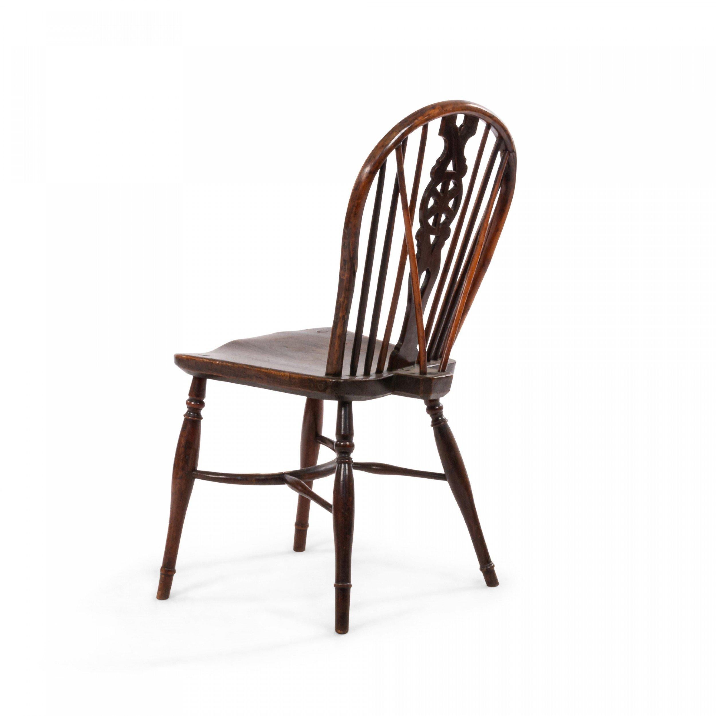 English Country Walnut Windsor Side Chair For Sale 2