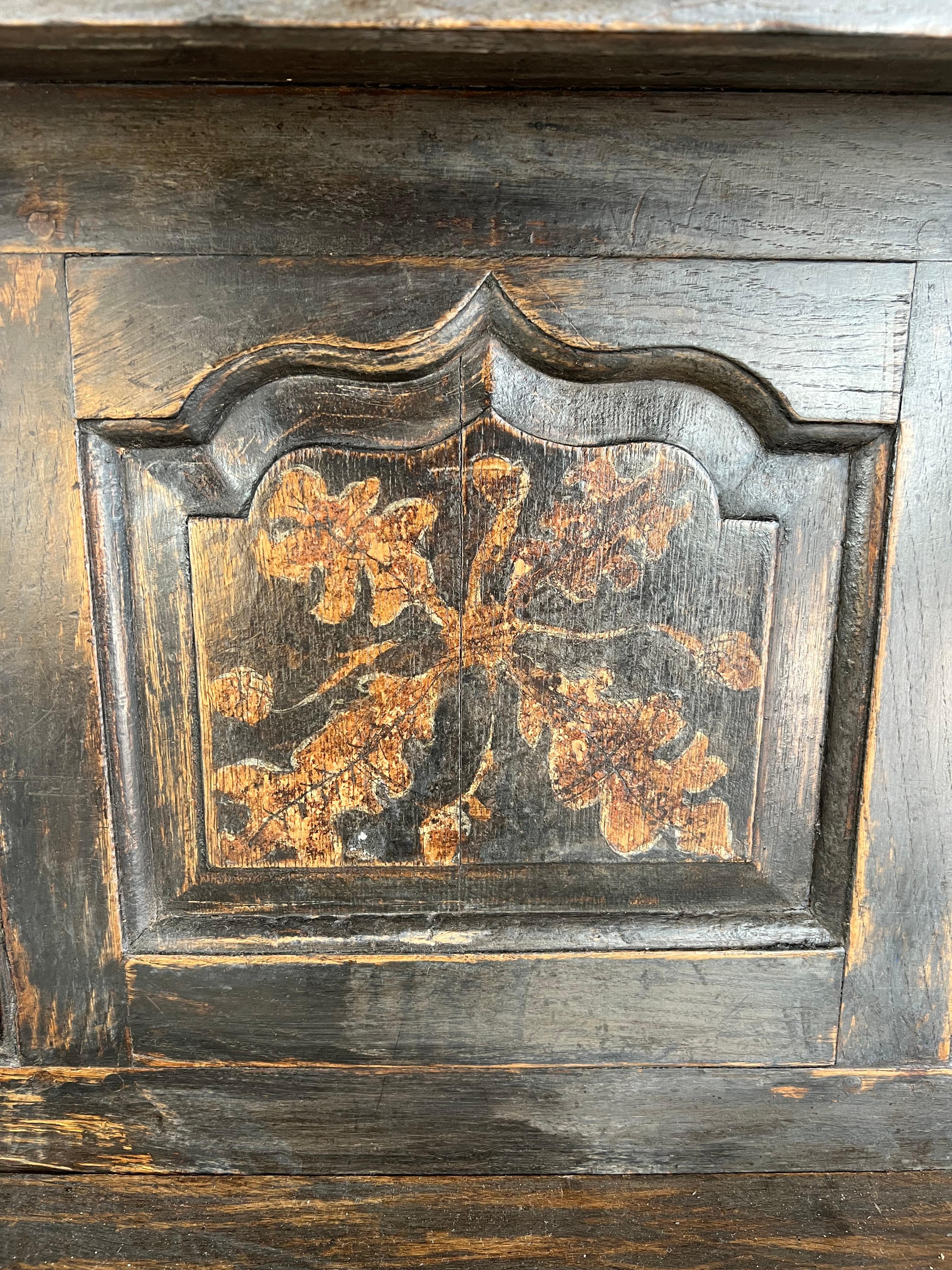 Englischer Hofschrank aus polychromer Eiche - Lancashire / Yorkshire, um 1600-1620 im Zustand „Gut“ im Angebot in PARIS, FR