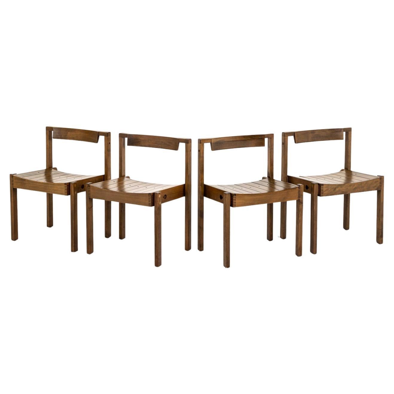 English Coventry Cathedral Stackable Chairs en vente