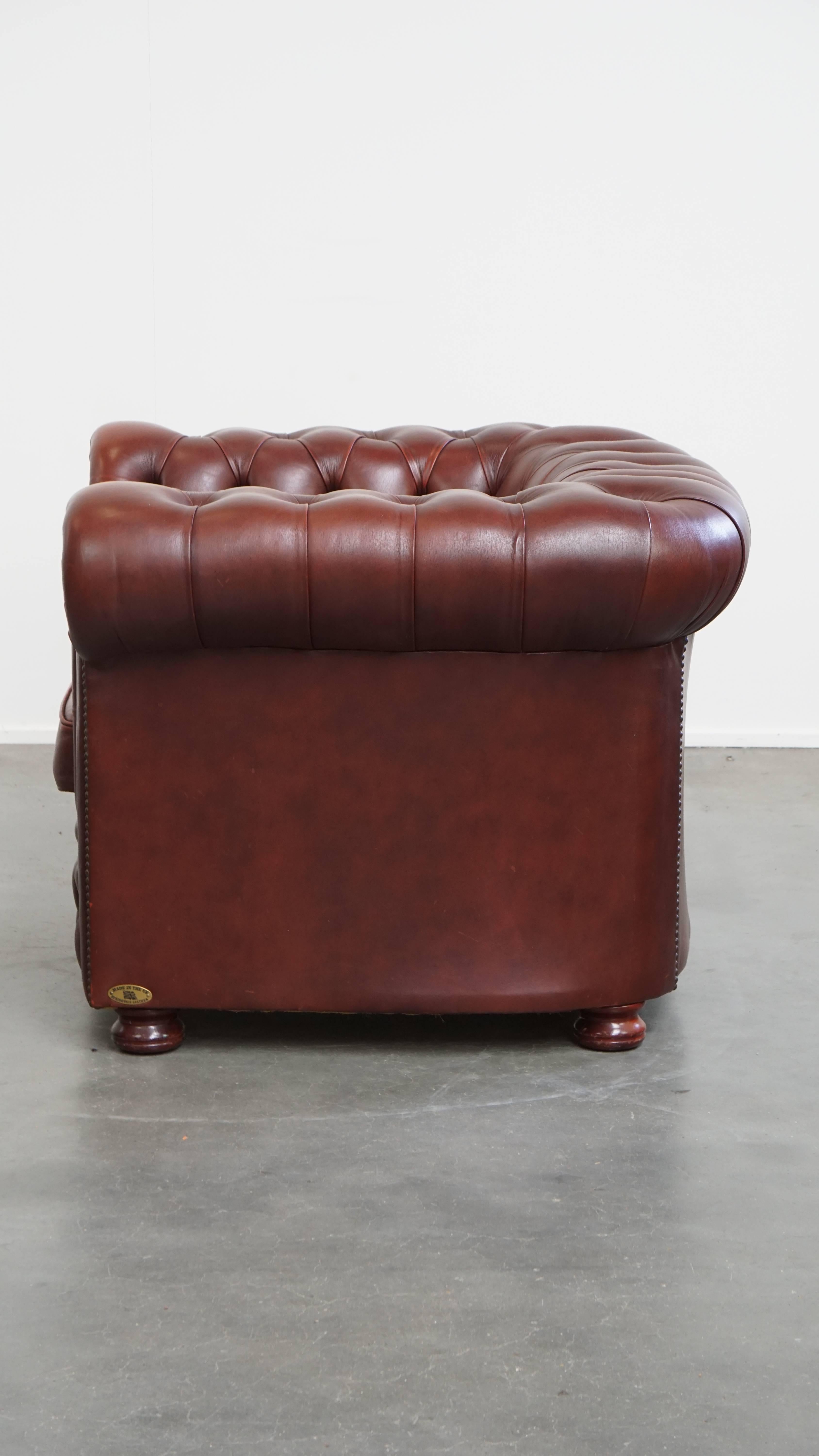 20ième siècle Fauteuil Chesterfield anglais en cuir de vache par Springvale en vente