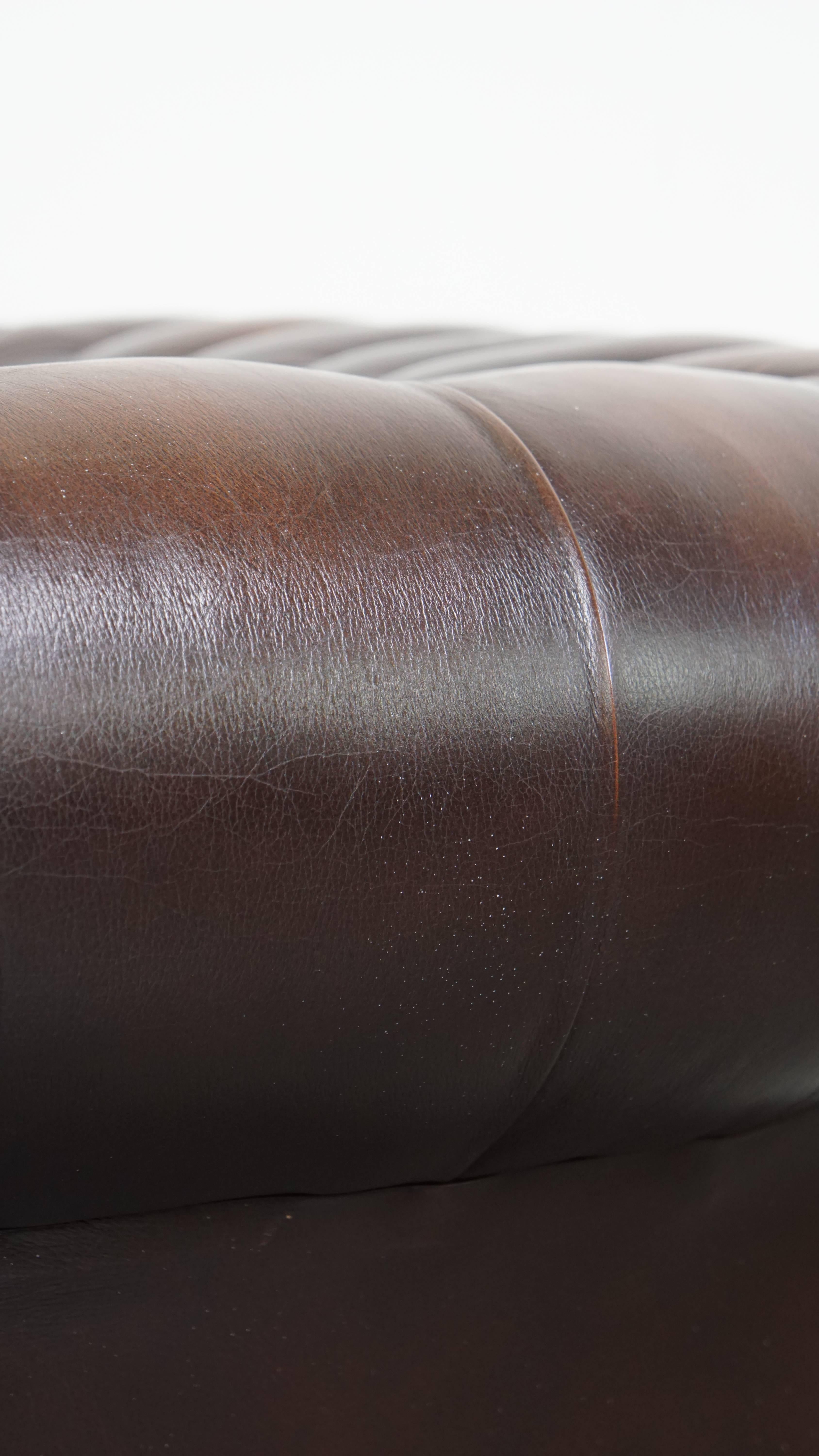 Fauteuil Chesterfield en cuir de vachette anglais en vente 8