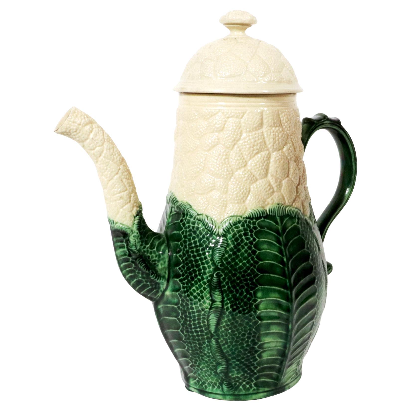Cafetera y Tapa de Coliflor de Cerámica Inglesa Creamware